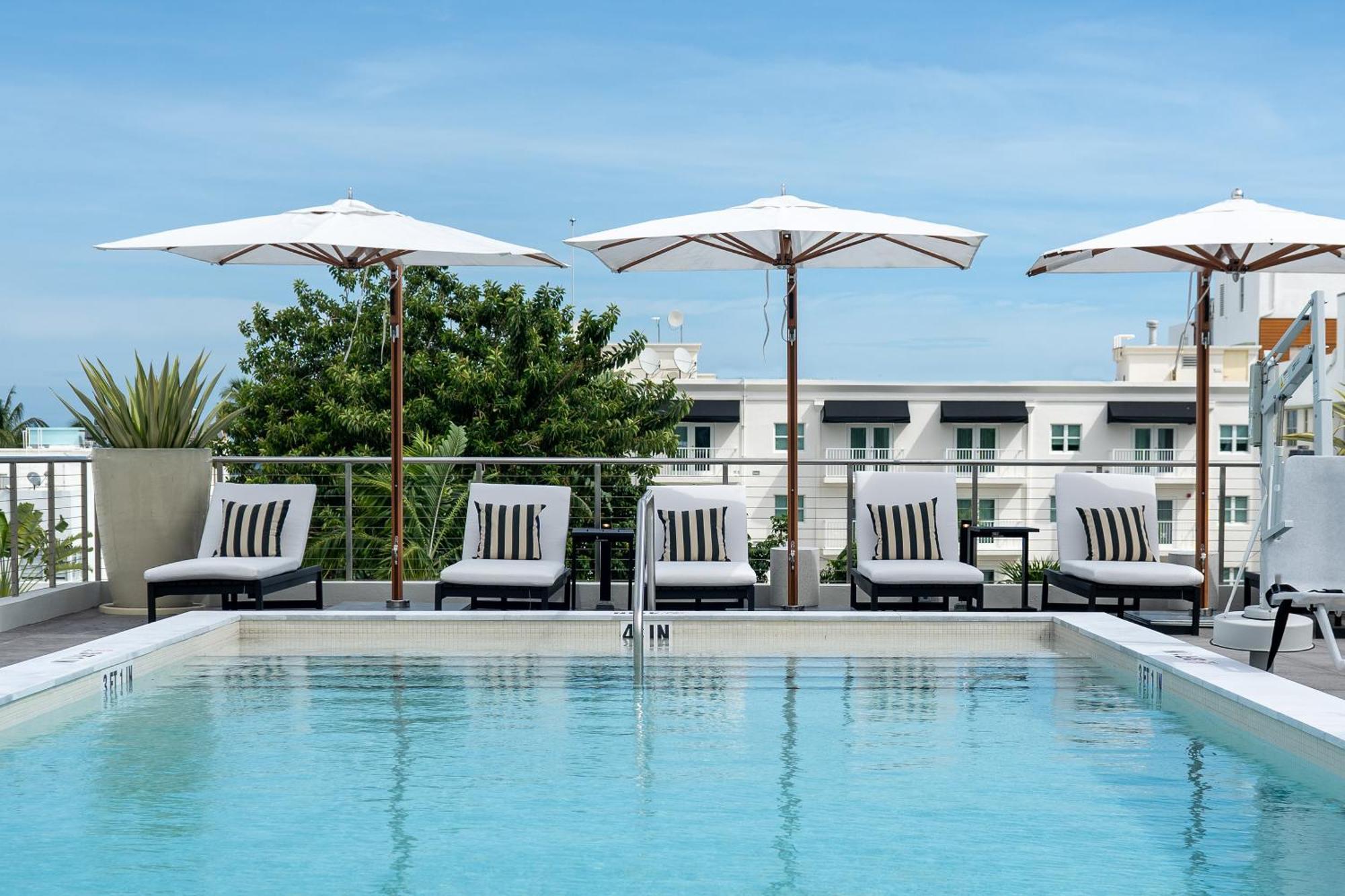 Nassau South Beach, An 4* Miami Beach