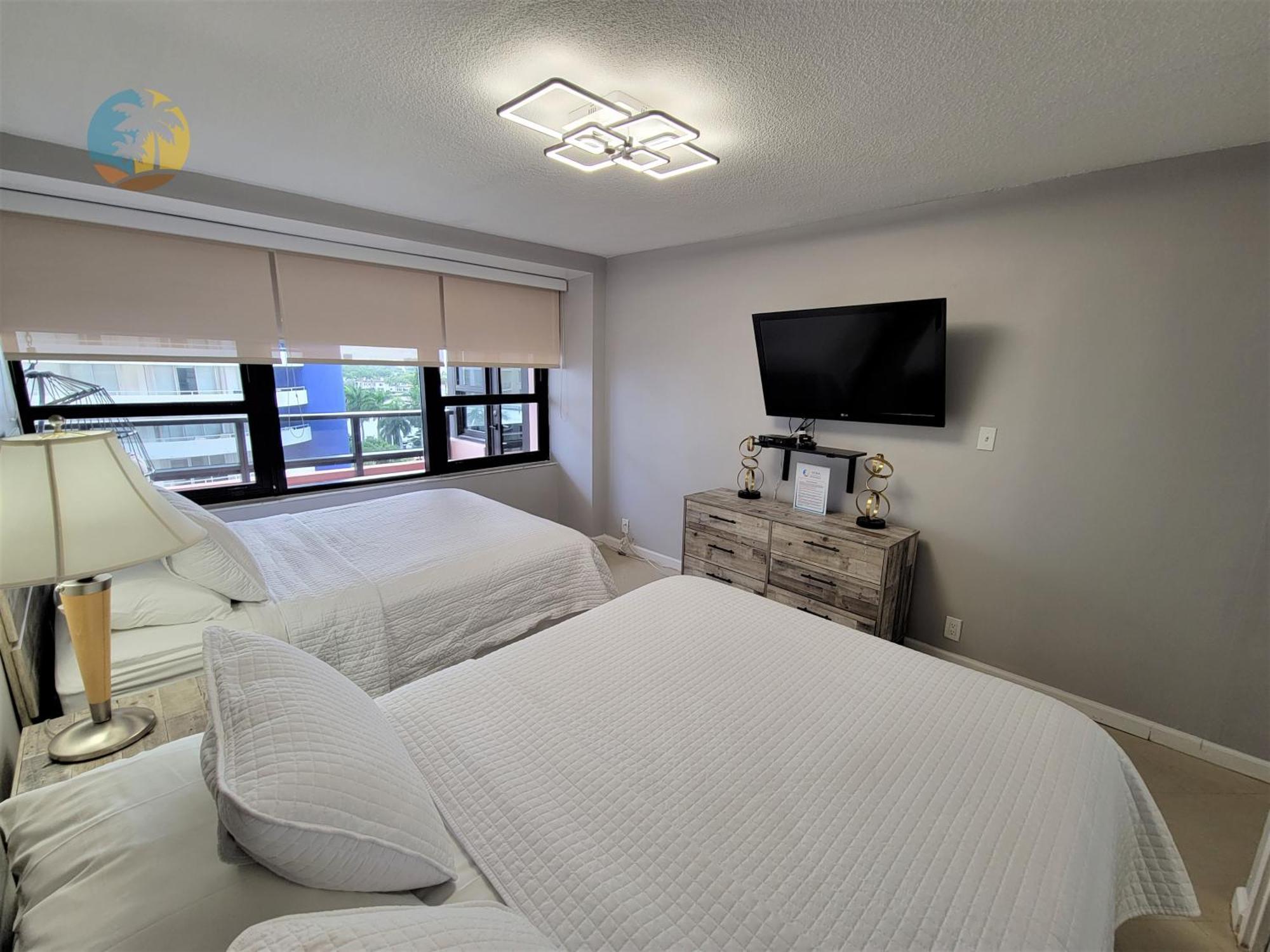 Deluxe - Hora Apartment