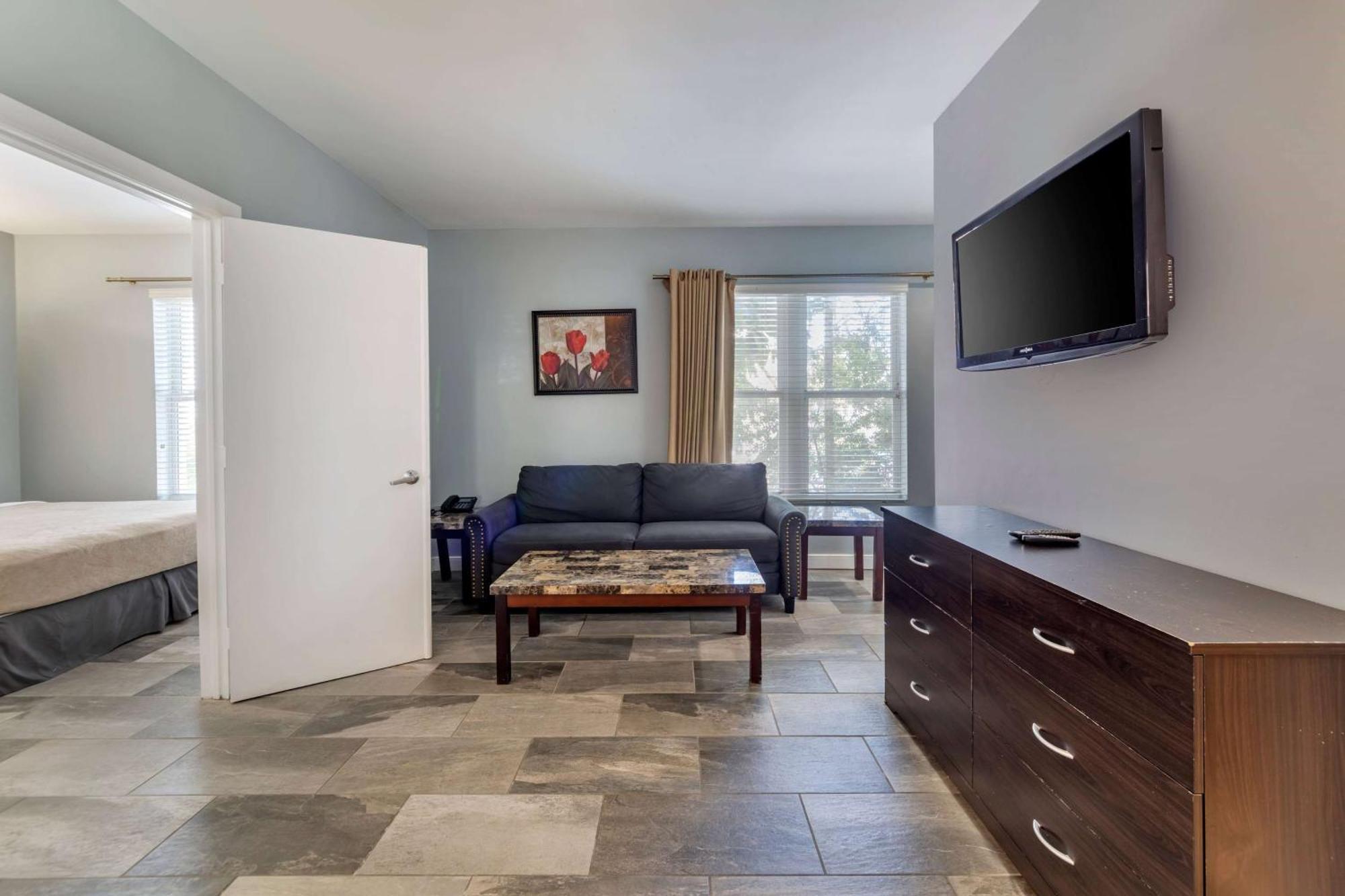 Kasa La Flora Miami 3*