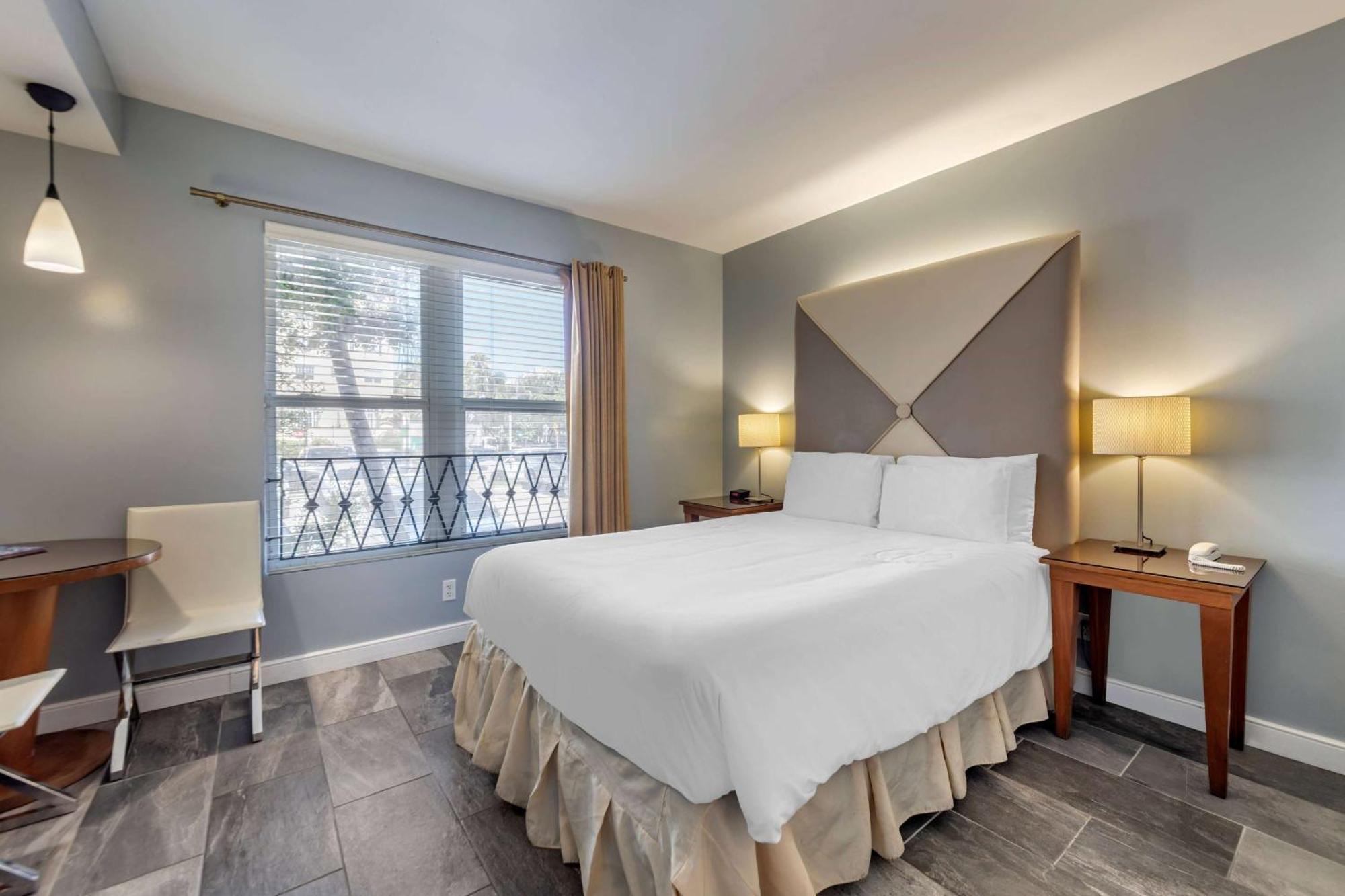 Kasa La Flora Miami 3*