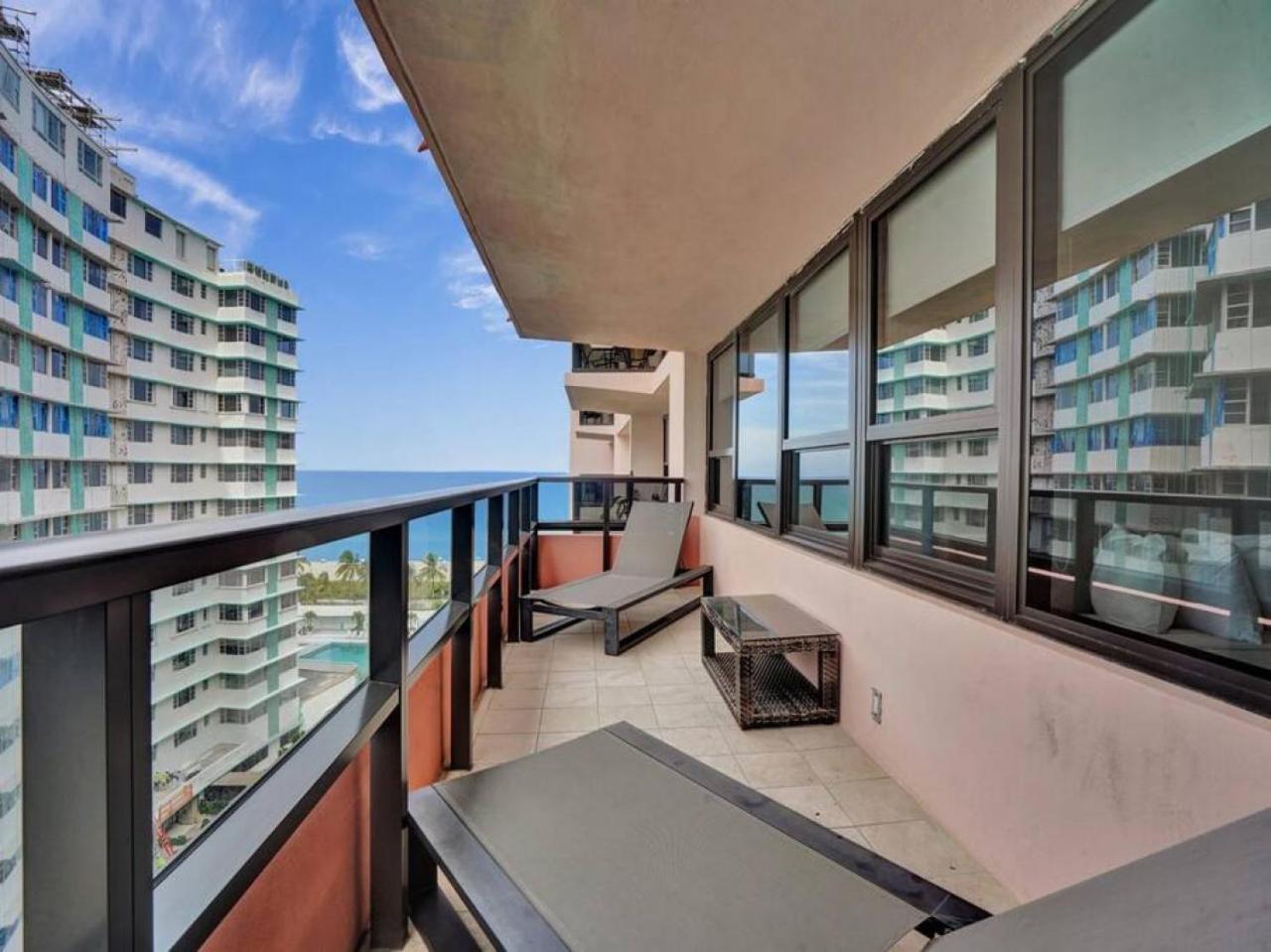 Apartment Ocean View Beachside Bliss Service 1218 *