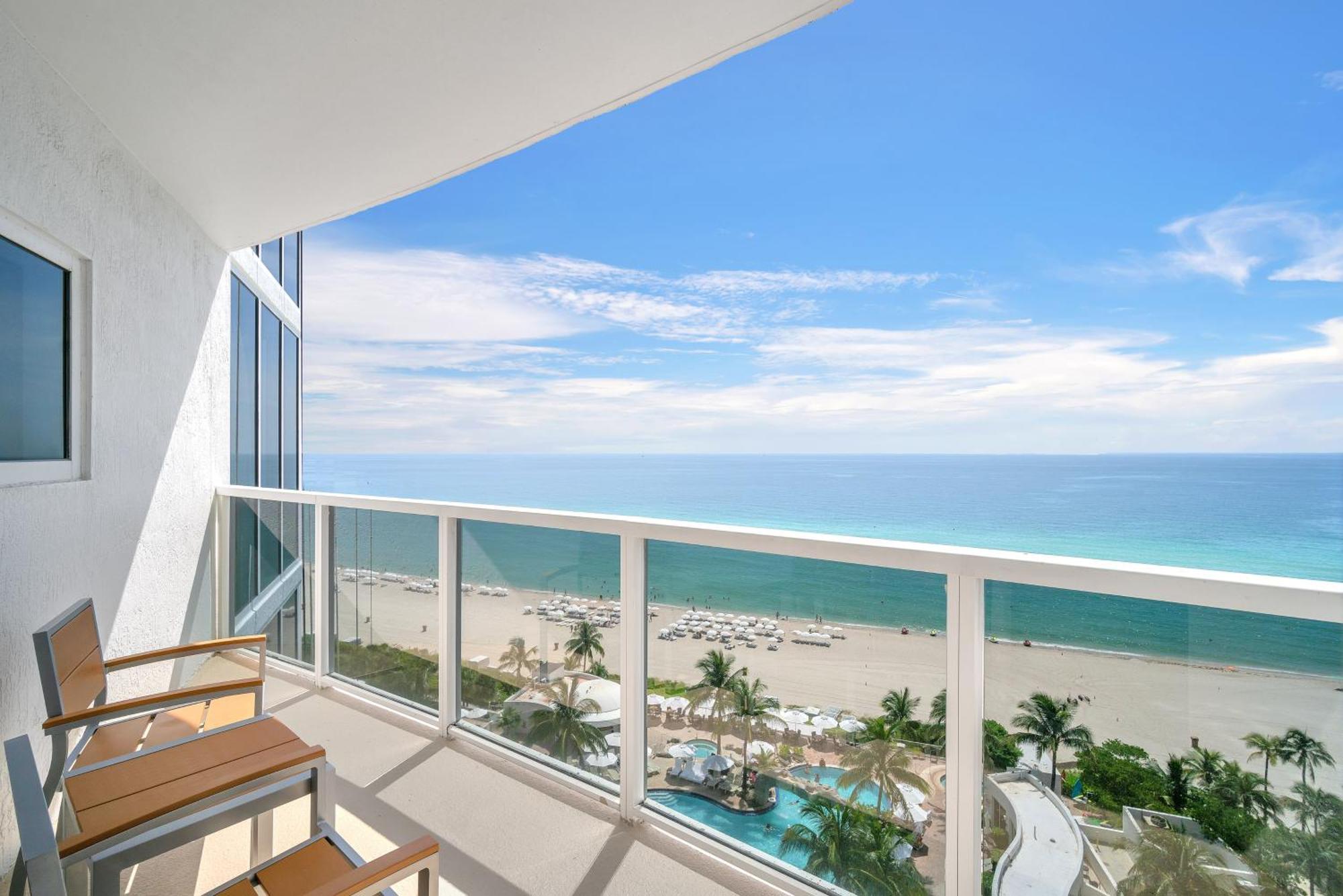 Trump Intl 2 Bedroom 1600 Sqf Ocean Front *