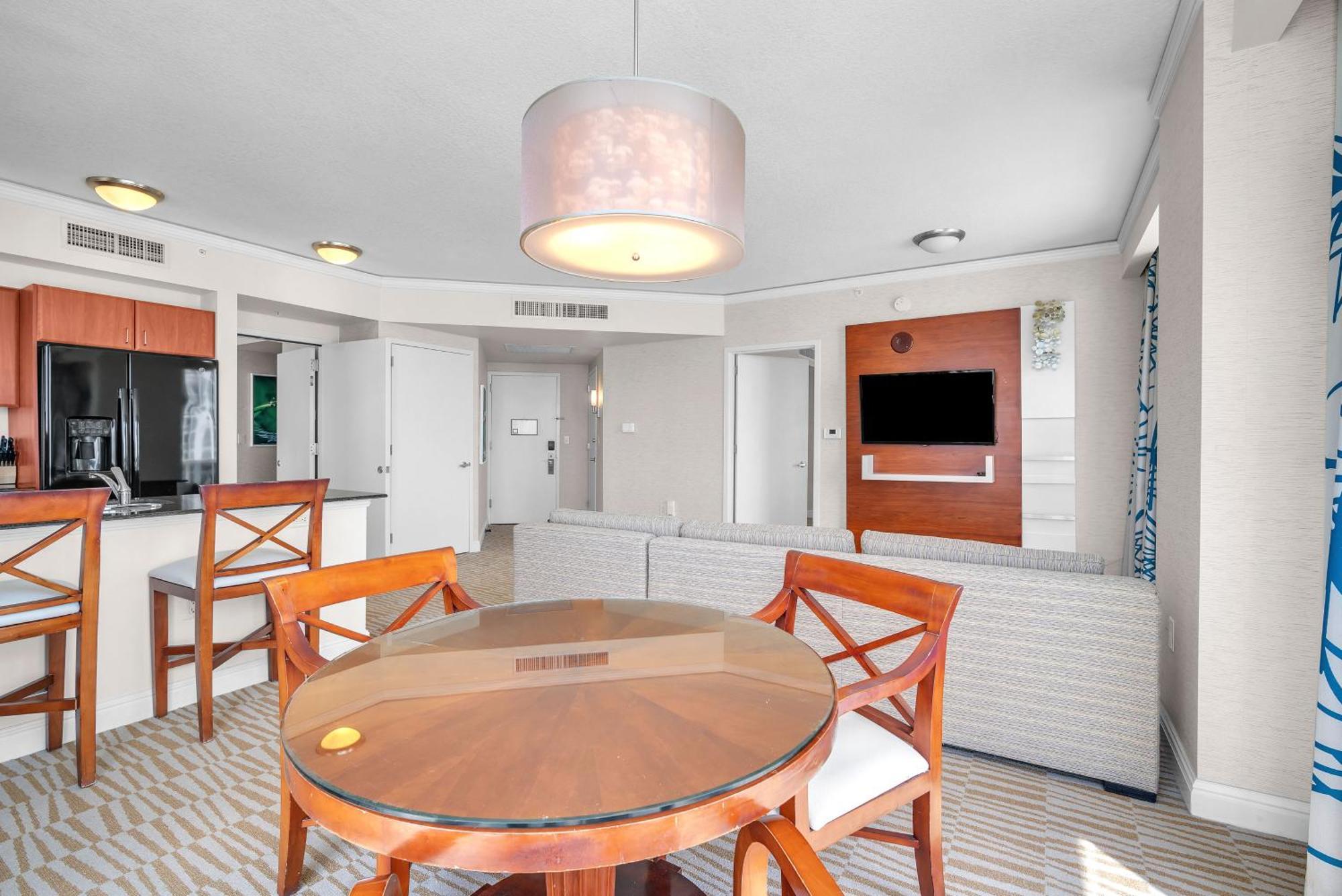 Trump Intl 2 Bedroom 1600 Sqf Ocean Front Apartment Miami Beach