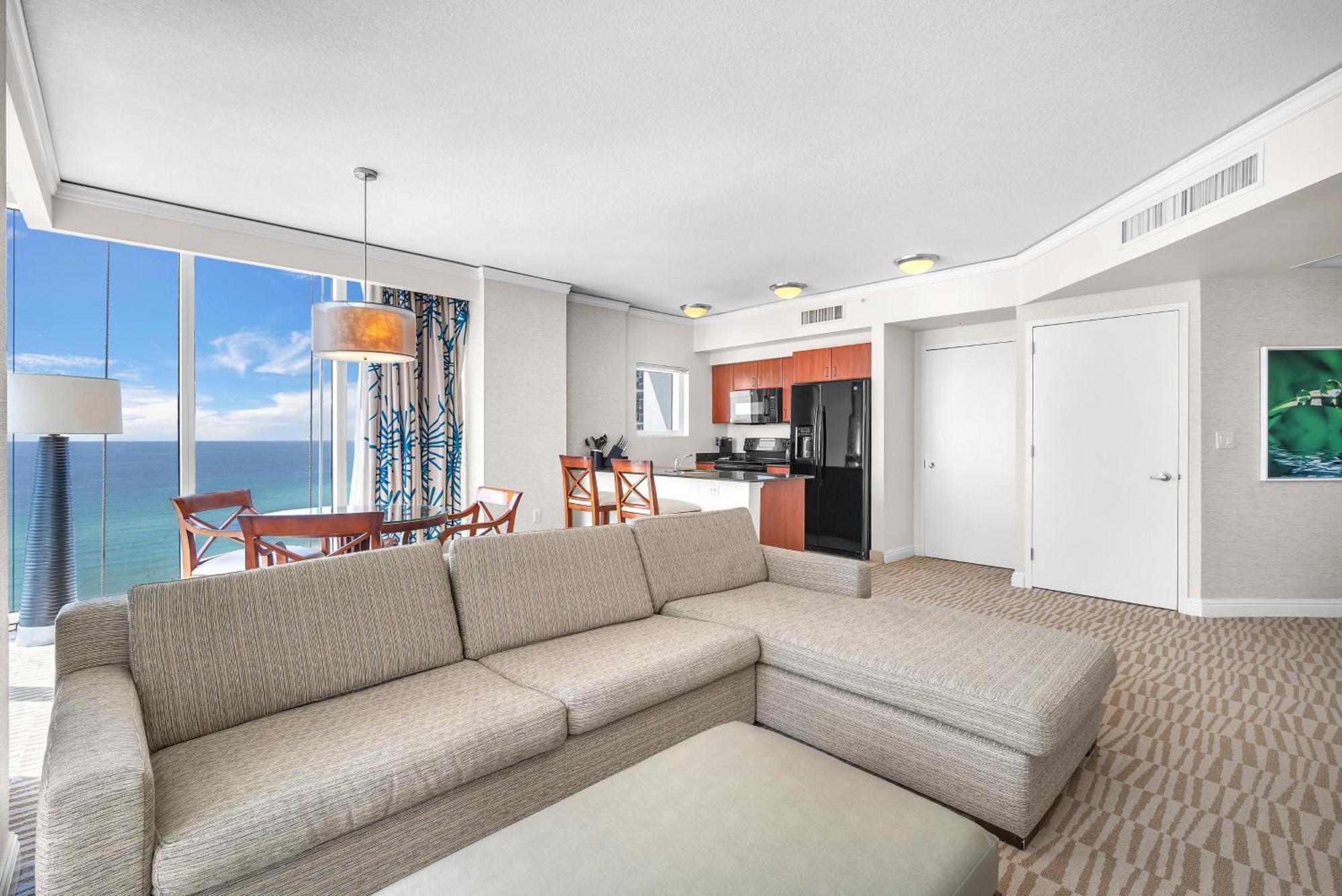 Trump Intl 2 Bedroom 1600 Sqf Ocean Front Apartment