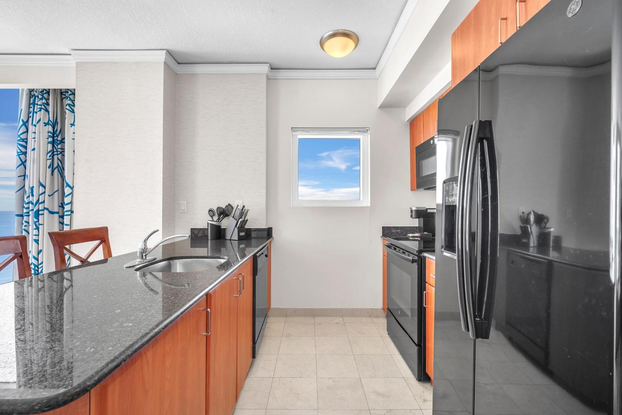 Trump Intl 2 Bedroom 1600 Sqf Ocean Front Miami Beach