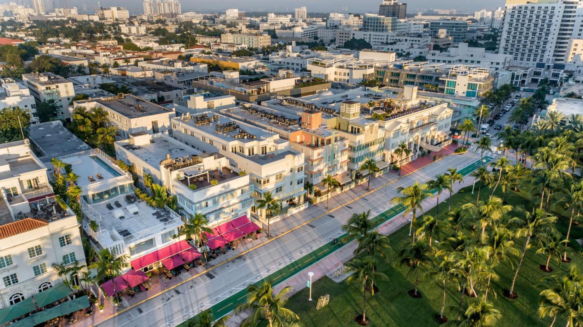 Hilton Vacation Club Crescent On South Miami 3*
