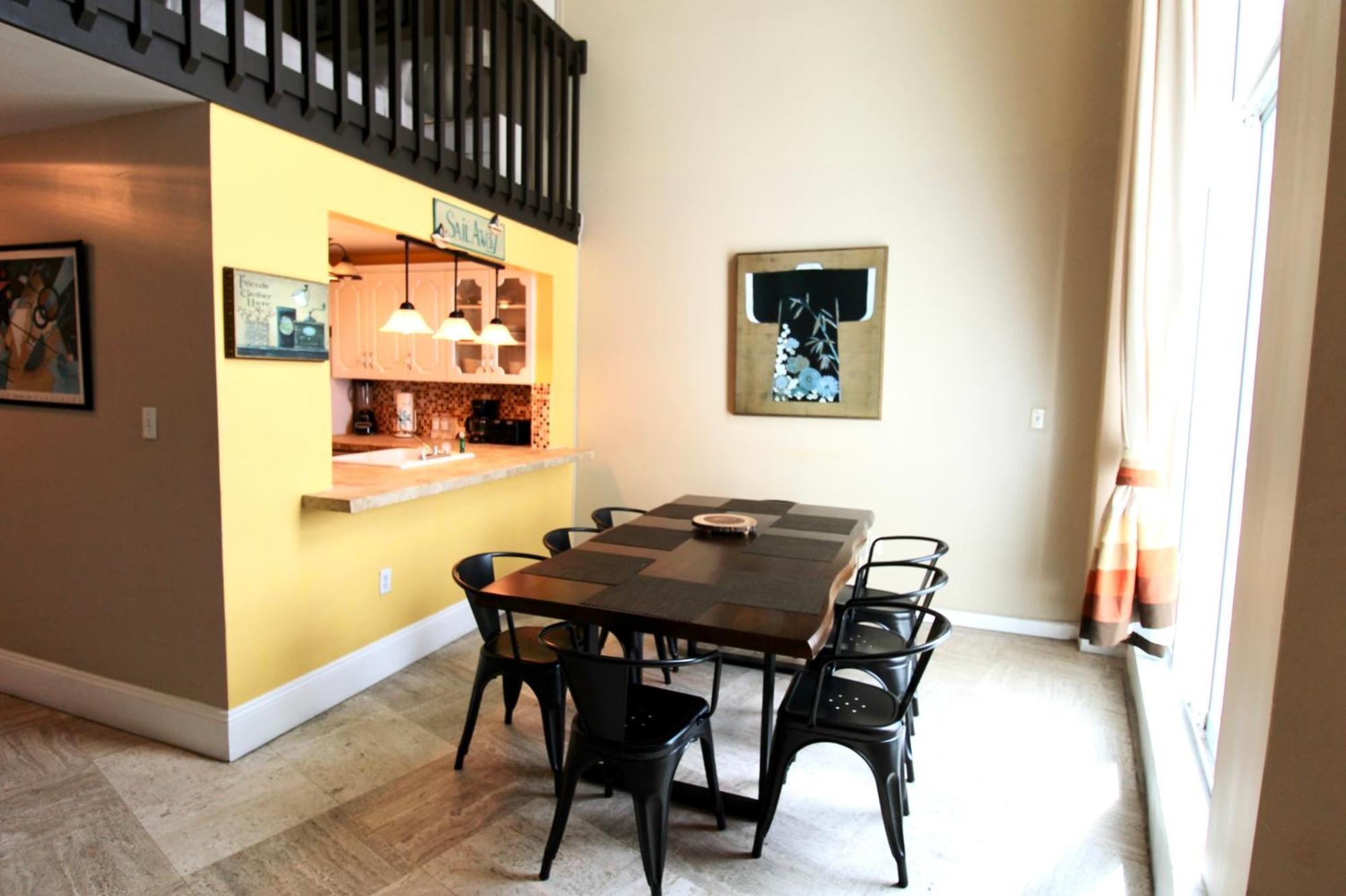 Castle L1 Double-loft With Access, Pool, Tennis And Free Parking! * Miami Beach