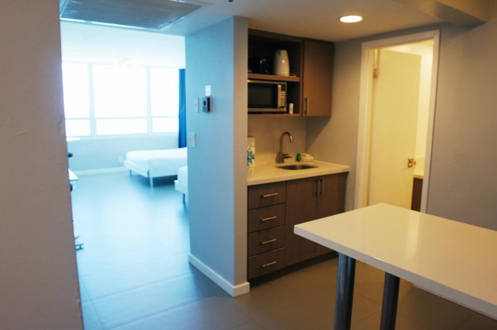 Castle 835 Oceanview On With Pool, Gym, Bars, And Free Parking * Miami Beach