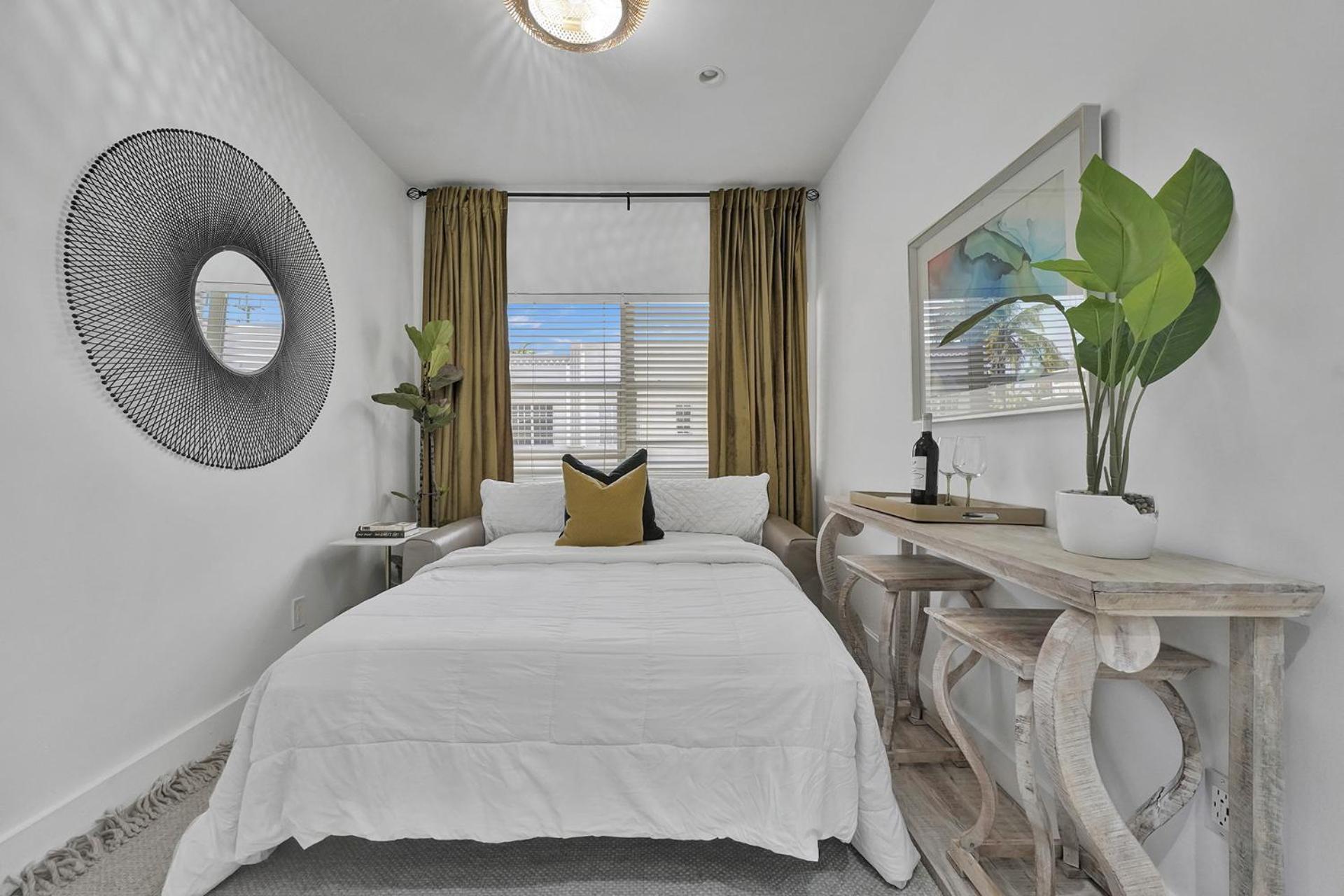 Sobe Monarch 2bedroom 2 Bath Modern Apt- Walk To Ocean Drive * Miami Beach