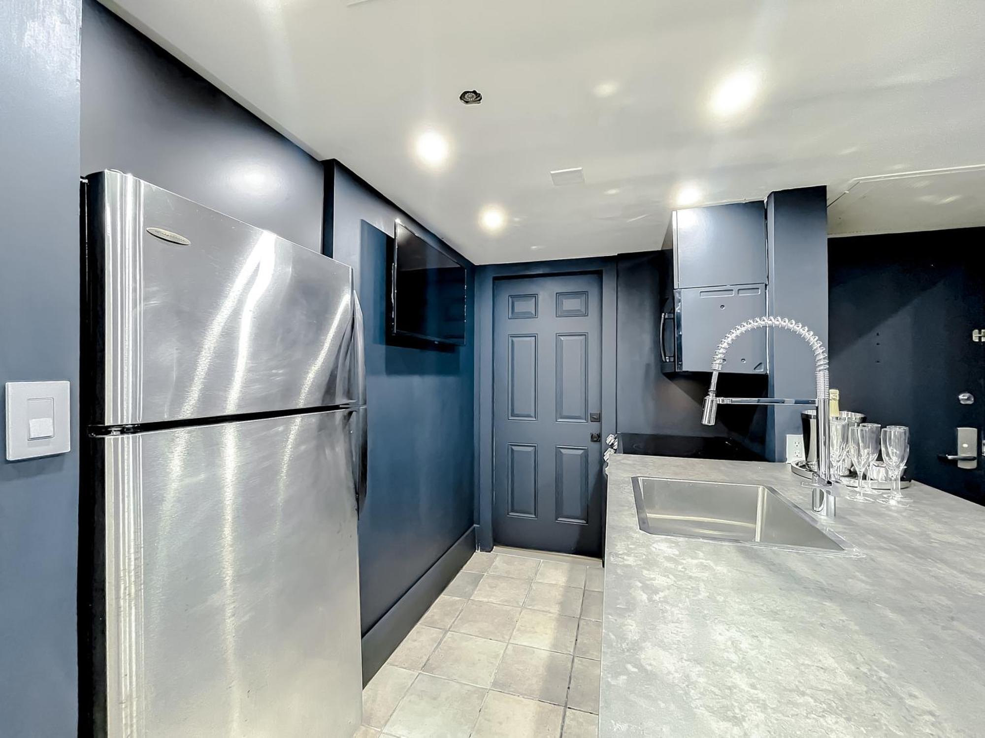 Apartment 3br On Sobesuites By Americanvacationliving *