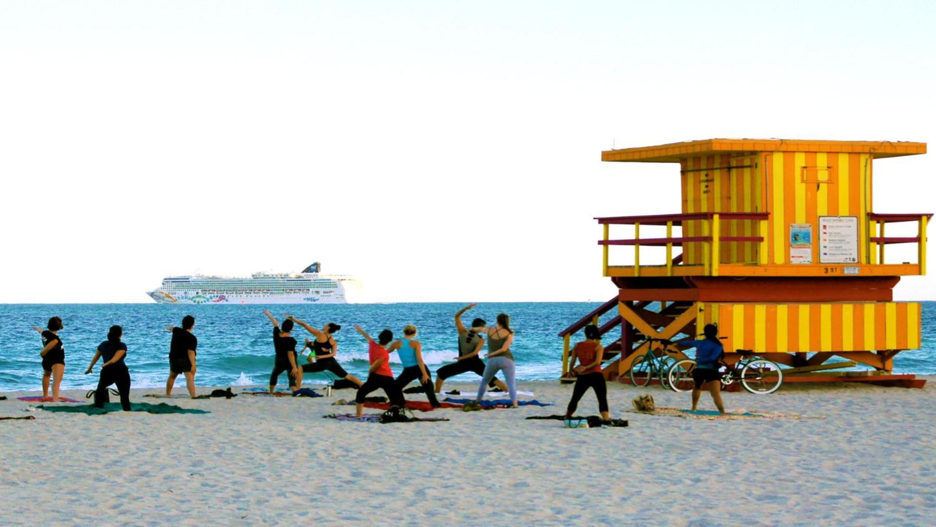 4 Rm On Sobesuites By Americanvacationliving Holiday home Miami Beach