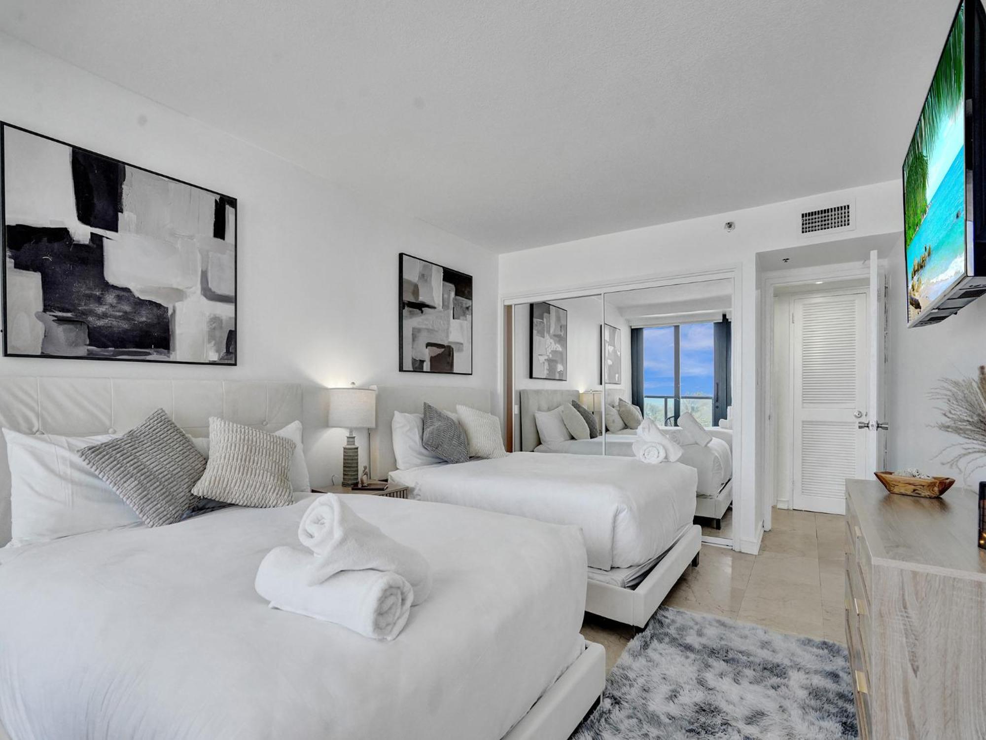 Oceanfront Haven Retreat Service 502 Miami Beach