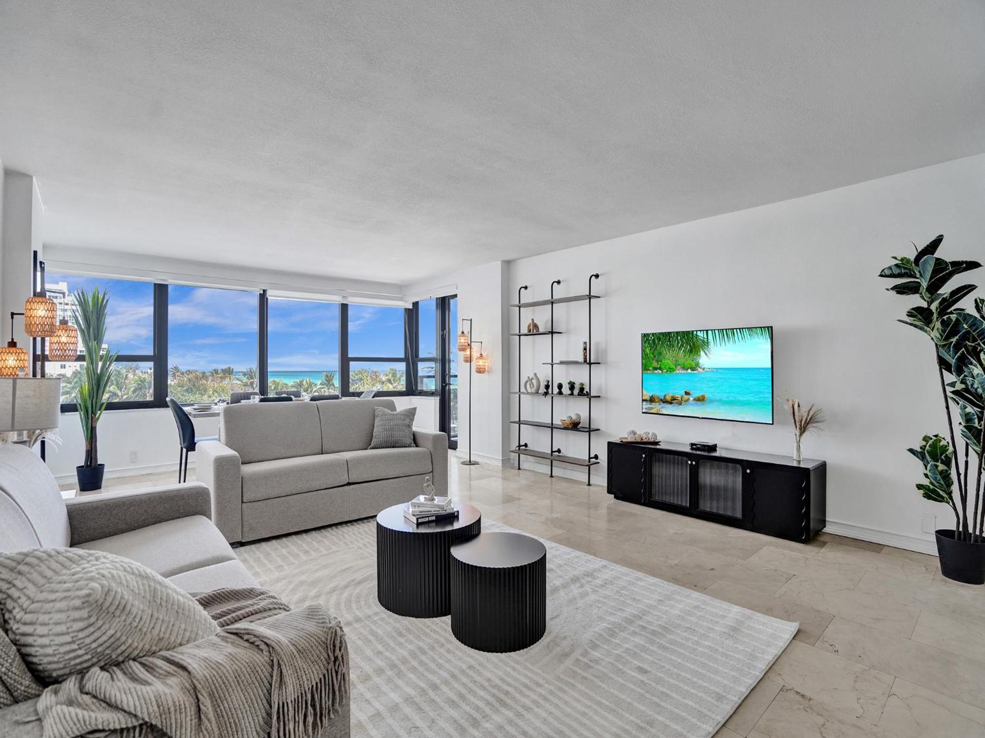 Apartment Oceanfront Haven Retreat Service 502 Miami Beach