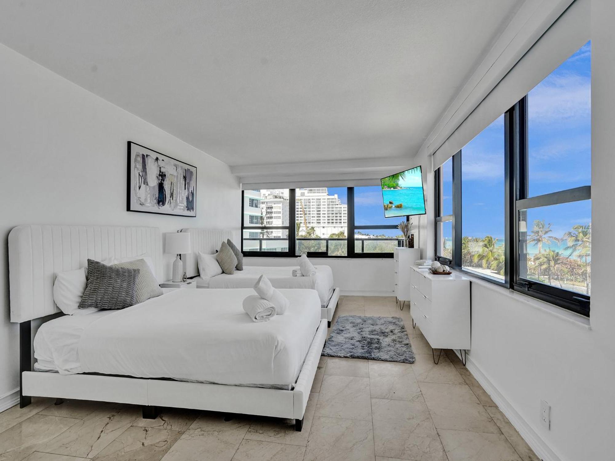 Oceanfront Haven Retreat Service 502 *
