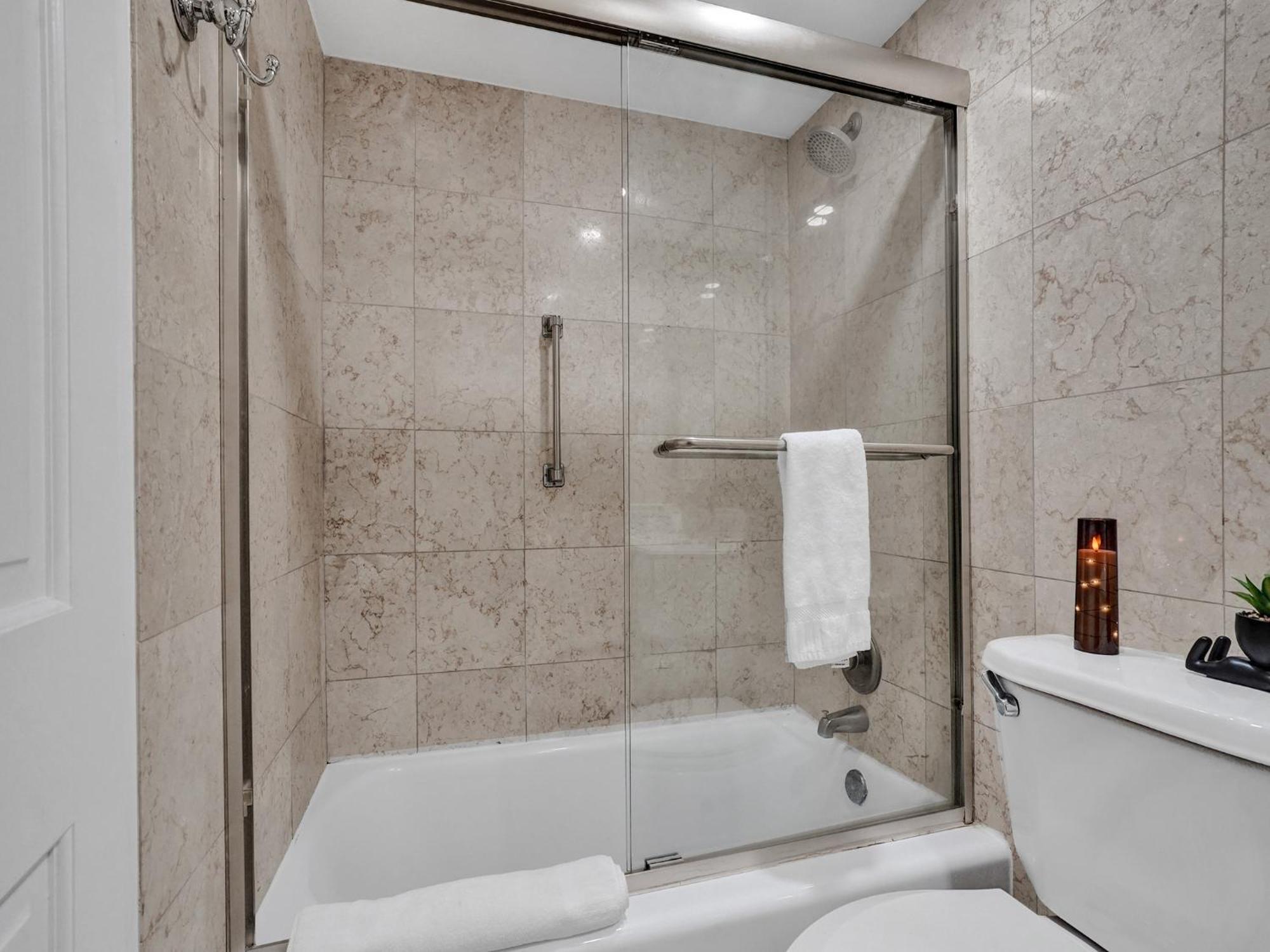 Oceanfront Haven Retreat Service 502