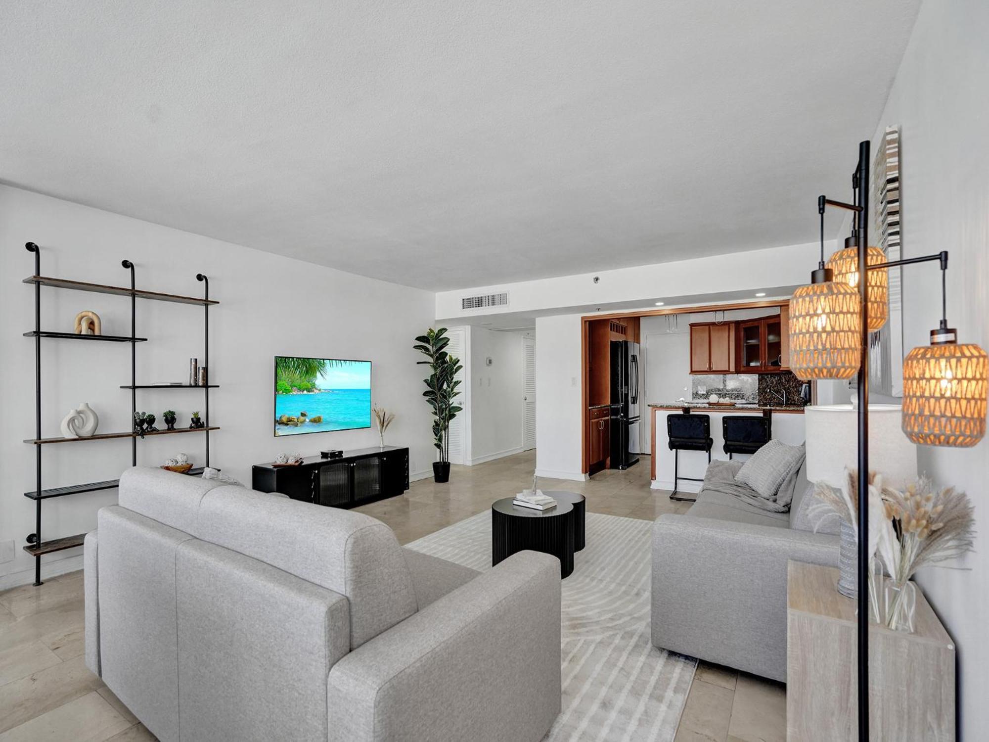 Apartment Oceanfront Haven Retreat Service 502 Miami Beach