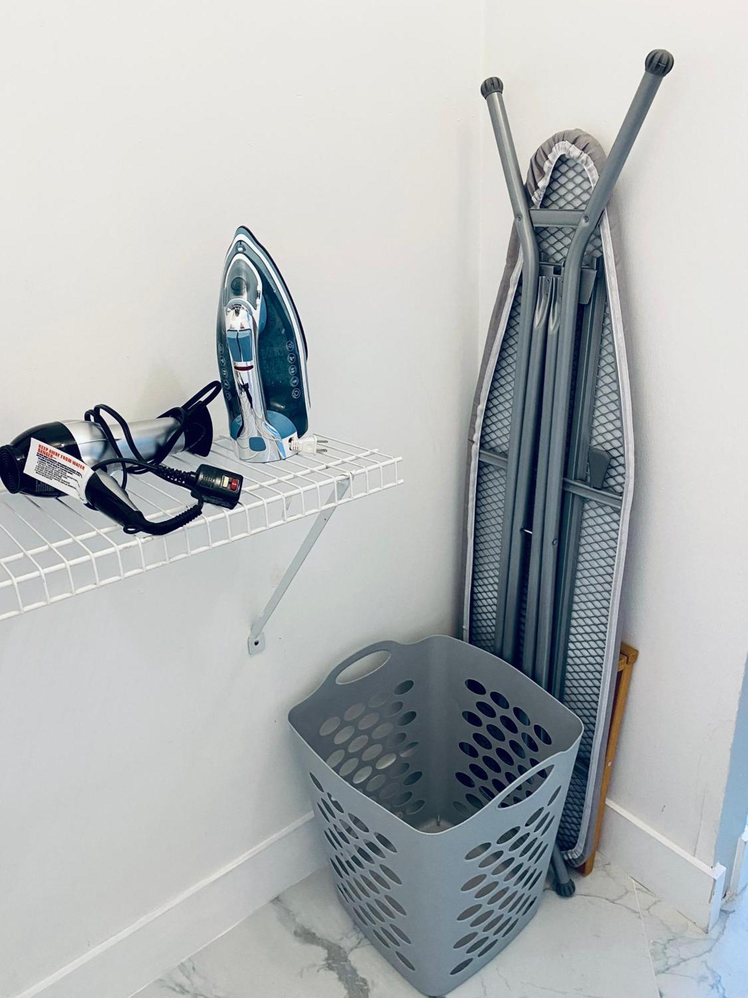 Apartment Ocean Bay Views 2bdr 2bath Parking *