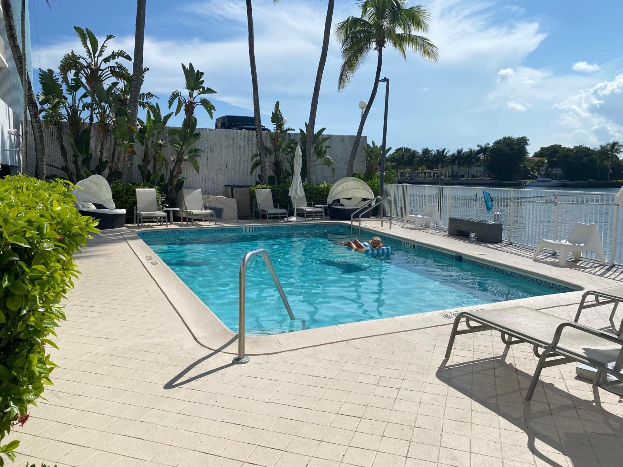 Ocean Bay Views 2bdr 2bath Parking Miami Beach