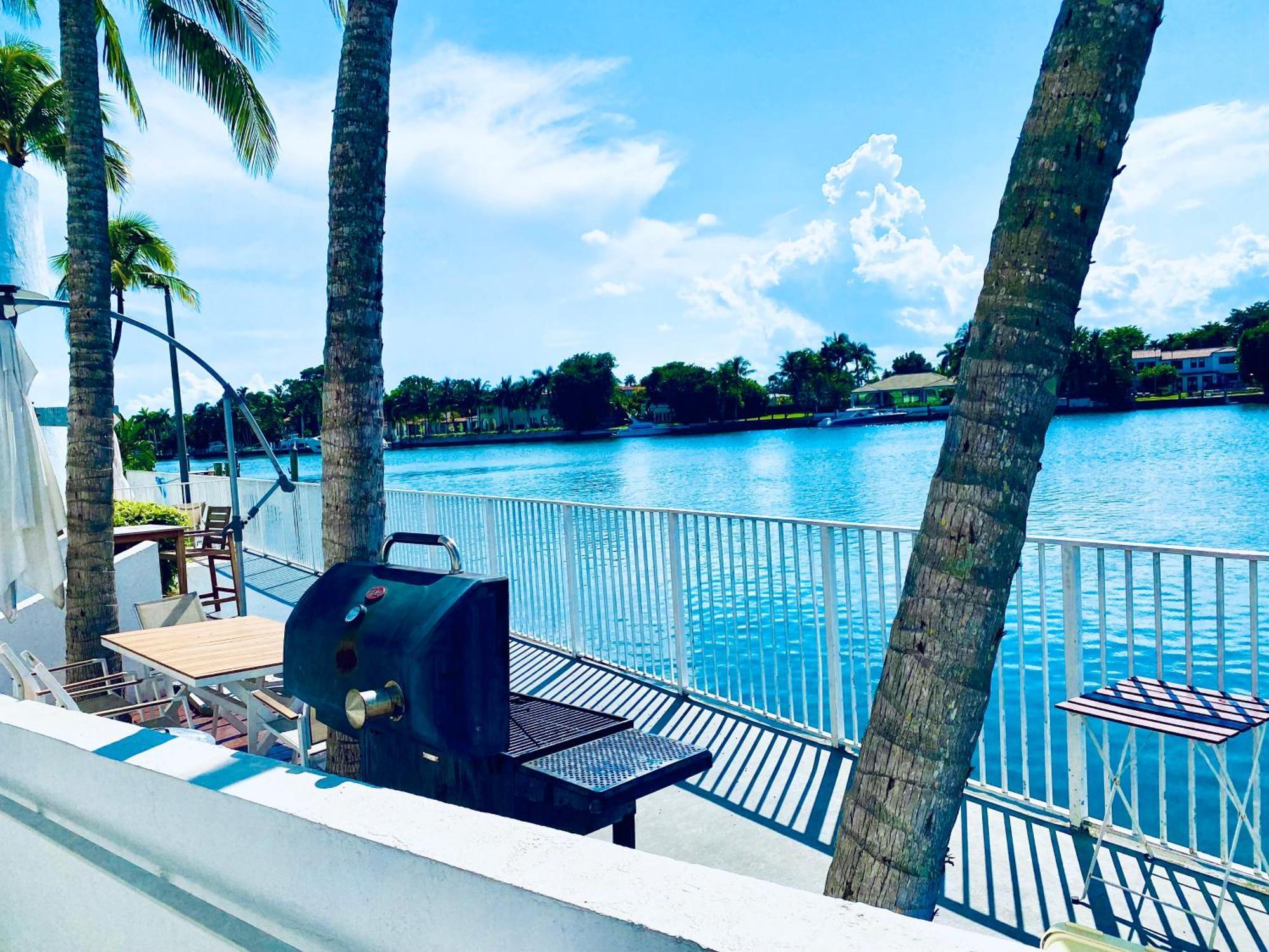 Ocean Bay Views 2bdr 2bath Parking