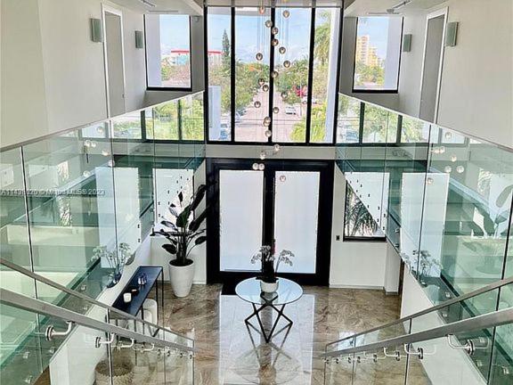 Bayfront Bliss Relax In Style With Pool And Bay Views