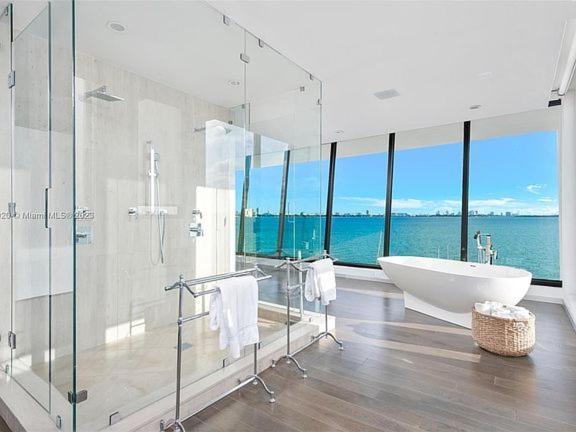 Bayfront Bliss Relax In Style With Pool And Bay Views * Miami Beach