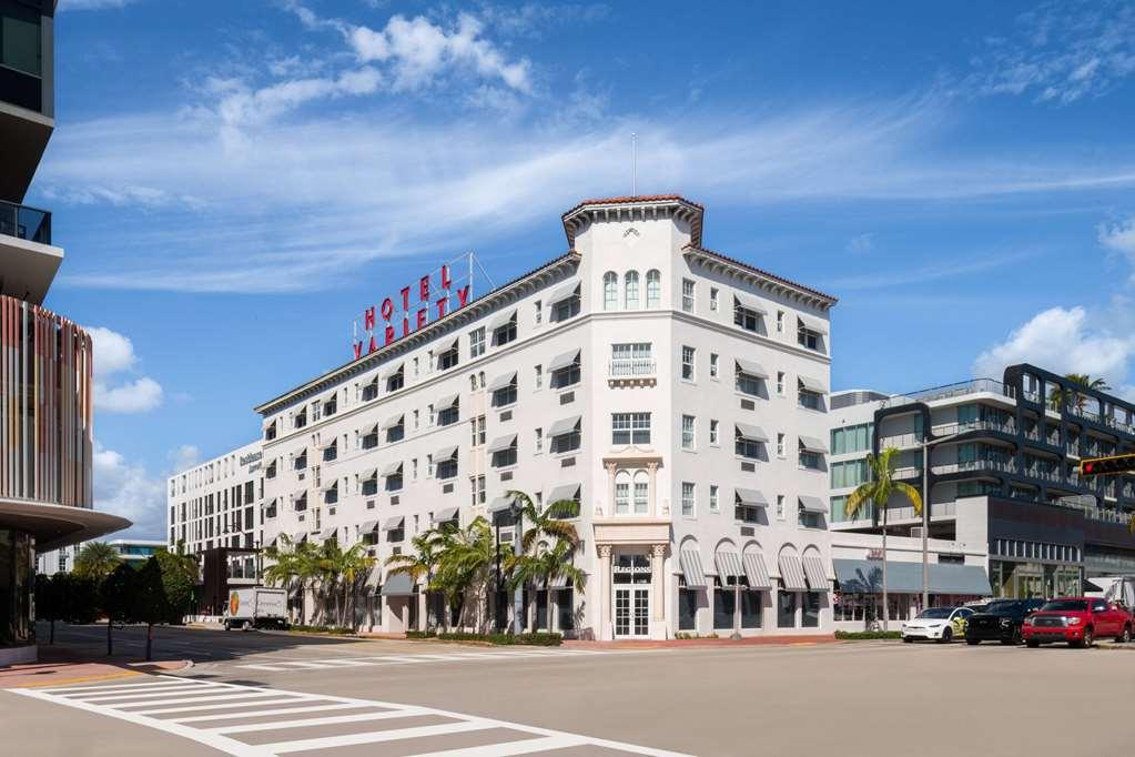 Hotel Variety Luxurban Trademark