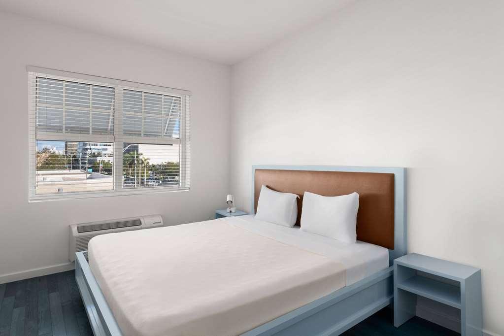 Hotel Variety Luxurban Trademark