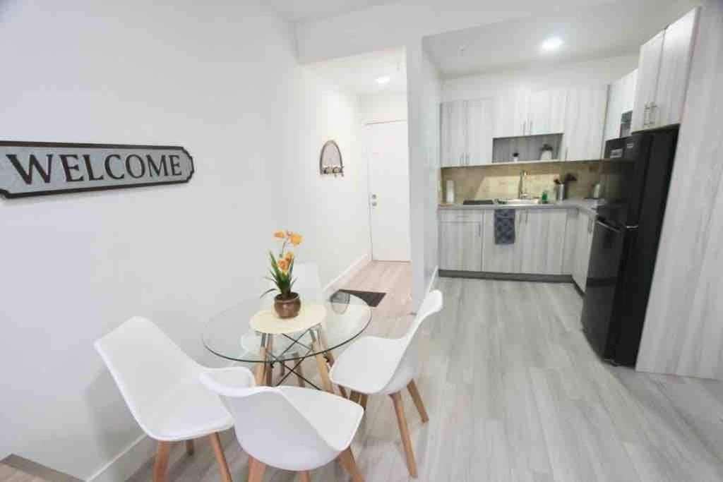 Modern And Cozy Steps From The Apartment Miami Beach