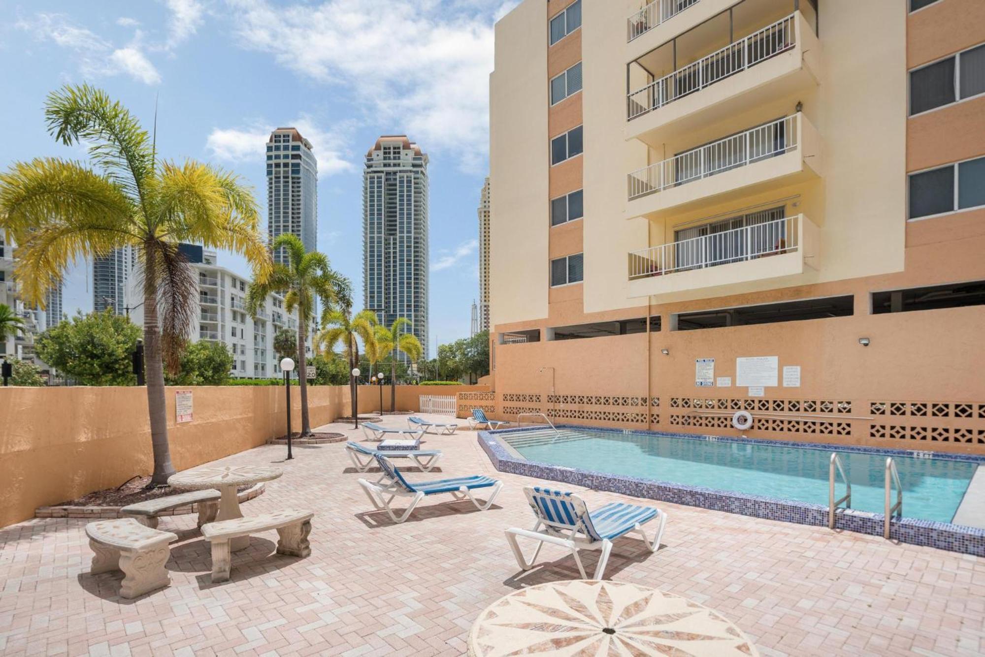 Apartment Marbella Towers High Floor Wonderful