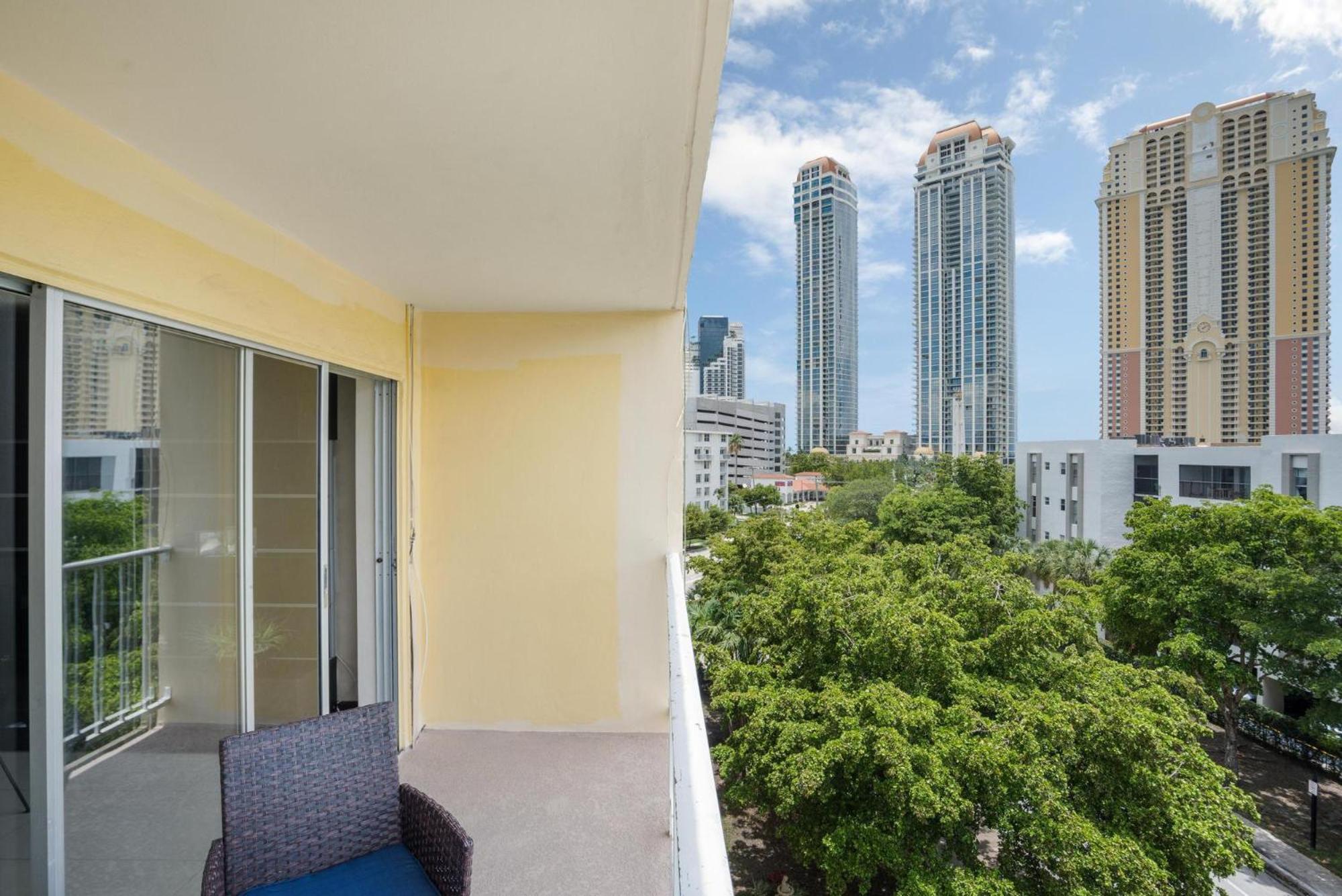 Marbella Towers High Floor Wonderful