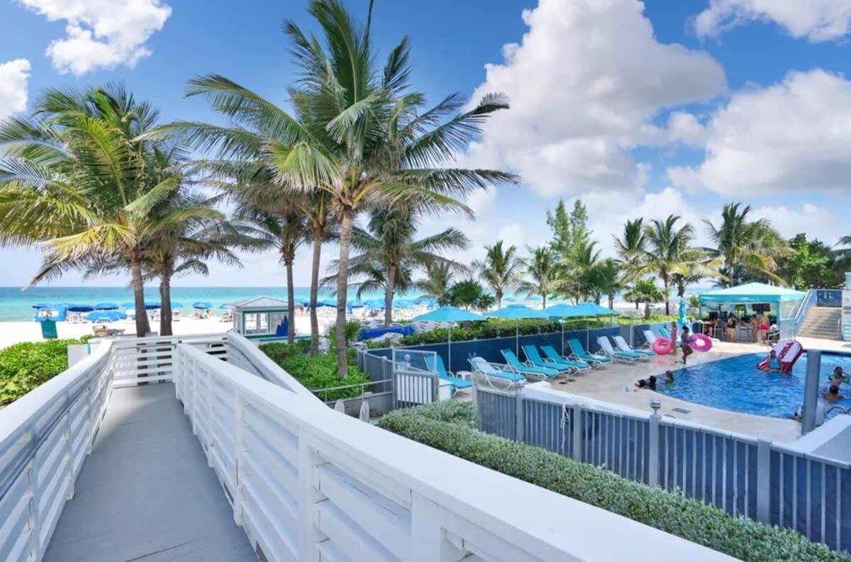 Beachfront Pool Ocean View Balcony Miami Beach