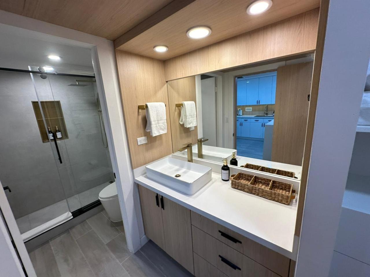 Ba Miami Aparthotel
