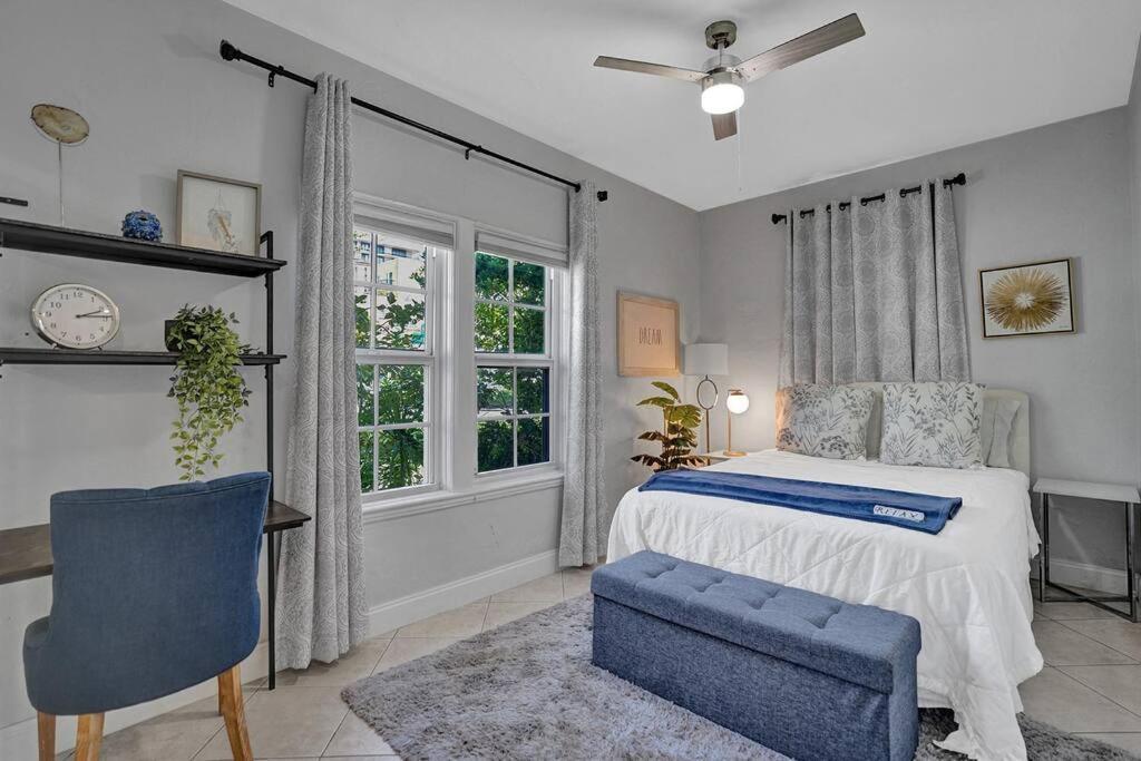 Stunning 2bd 1ba Dream House In Surfside