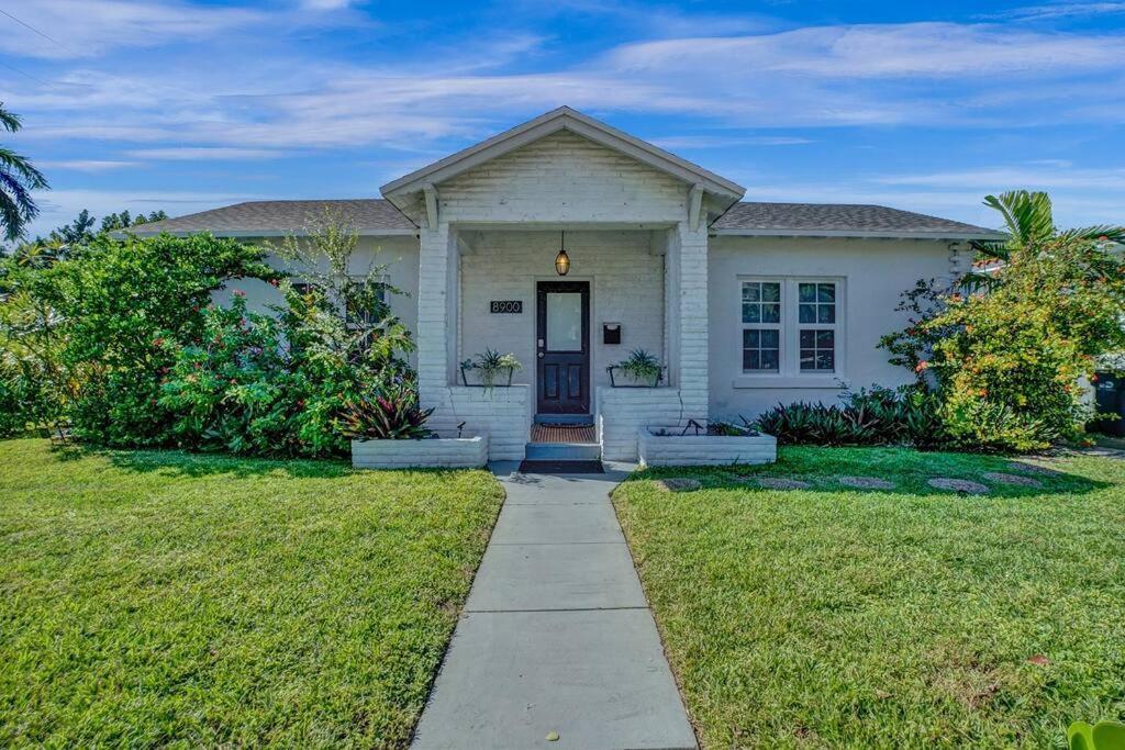 Stunning 2bd 1ba Dream House In Surfside Villa *