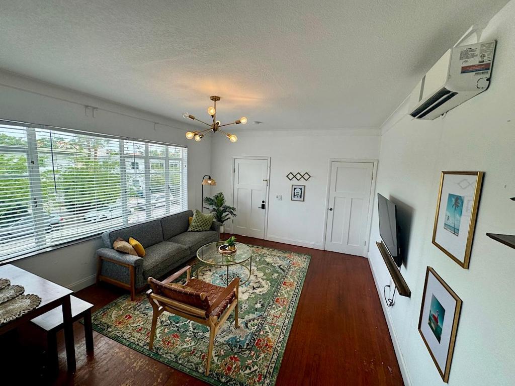 Apartment Luxury Miami 3br & 5 Minutes To South *