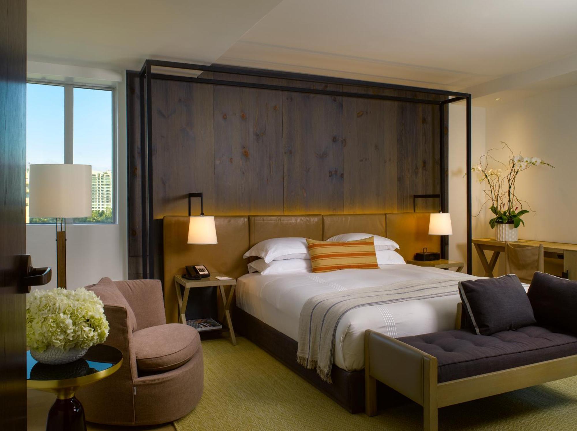 Victor South Hotel 4*