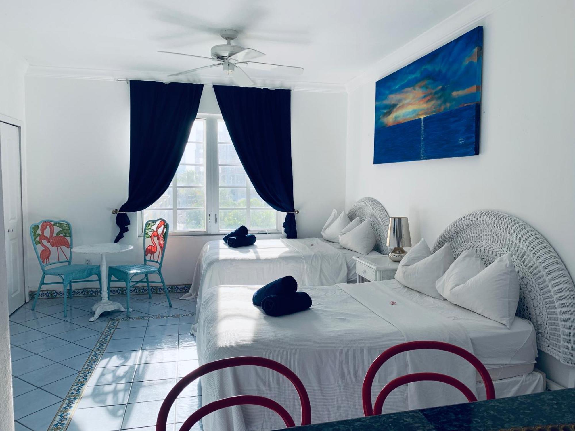 Apartment Beachfront Ocean Dr White Paradise Sobe 311