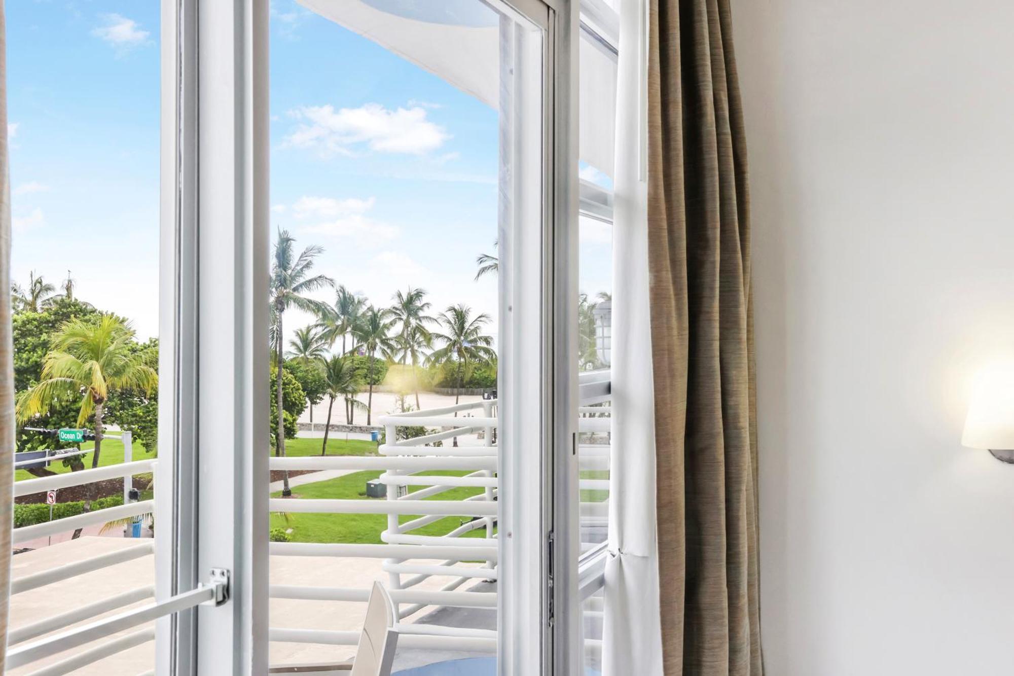 Aparthotel Strand Ocean Drive Suites 3*