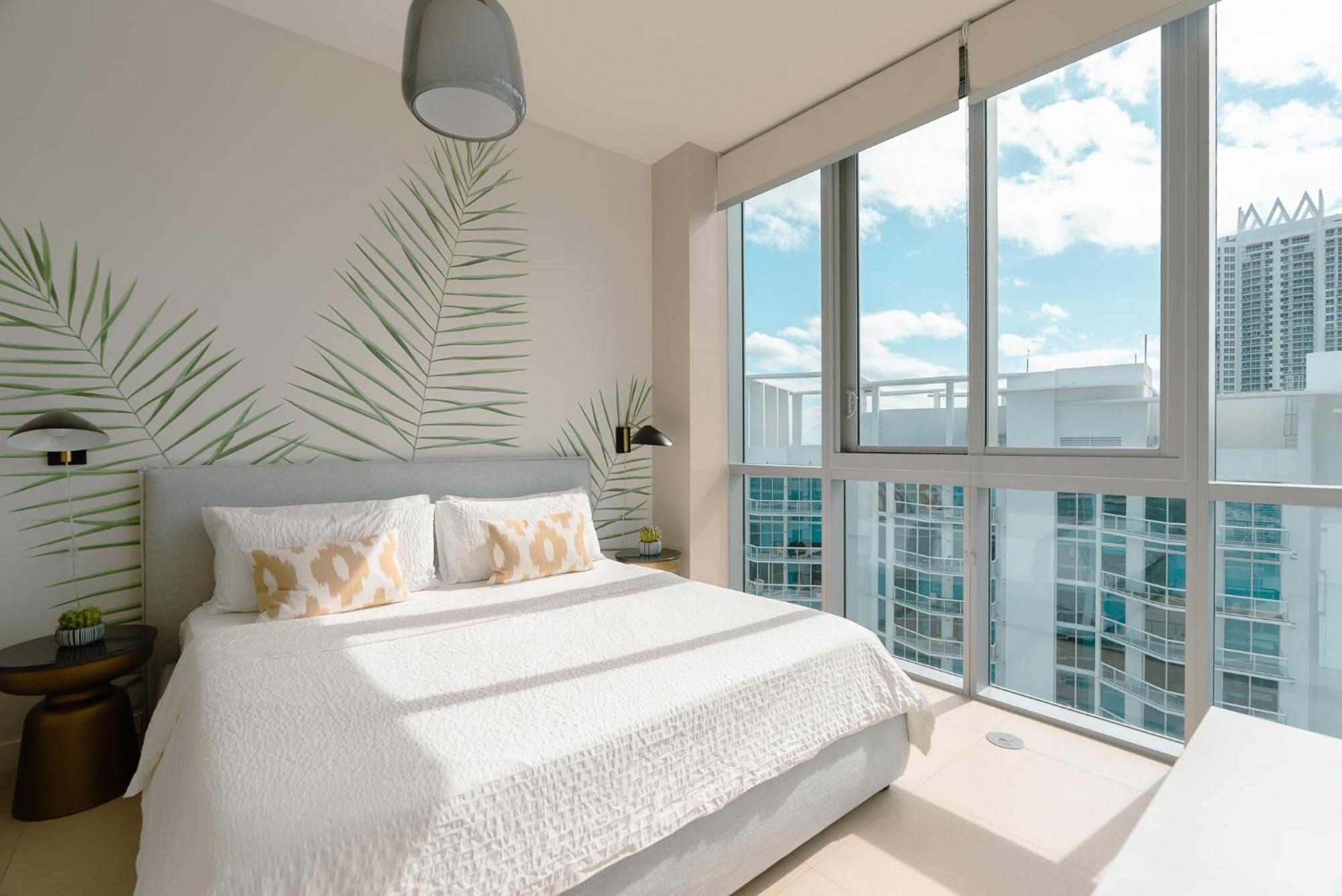 Monte Carlo Miami Apartment *
