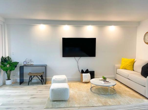 Magical 1br Beachfront Apt In South Miami