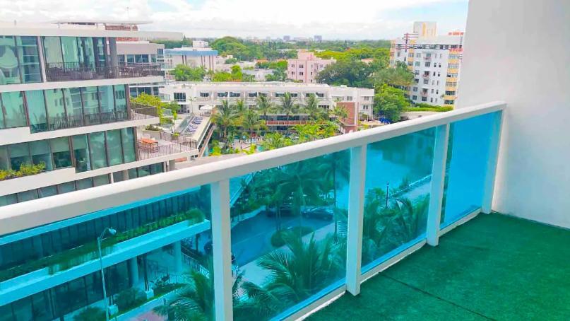 Magical 1br Beachfront Apt In South Miami Apartment *