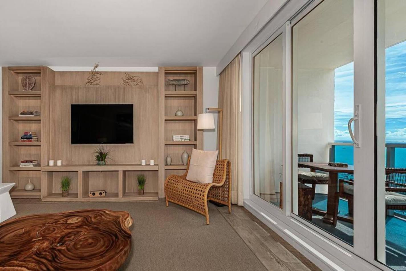 1 King 1br 1 5ba Apartment
