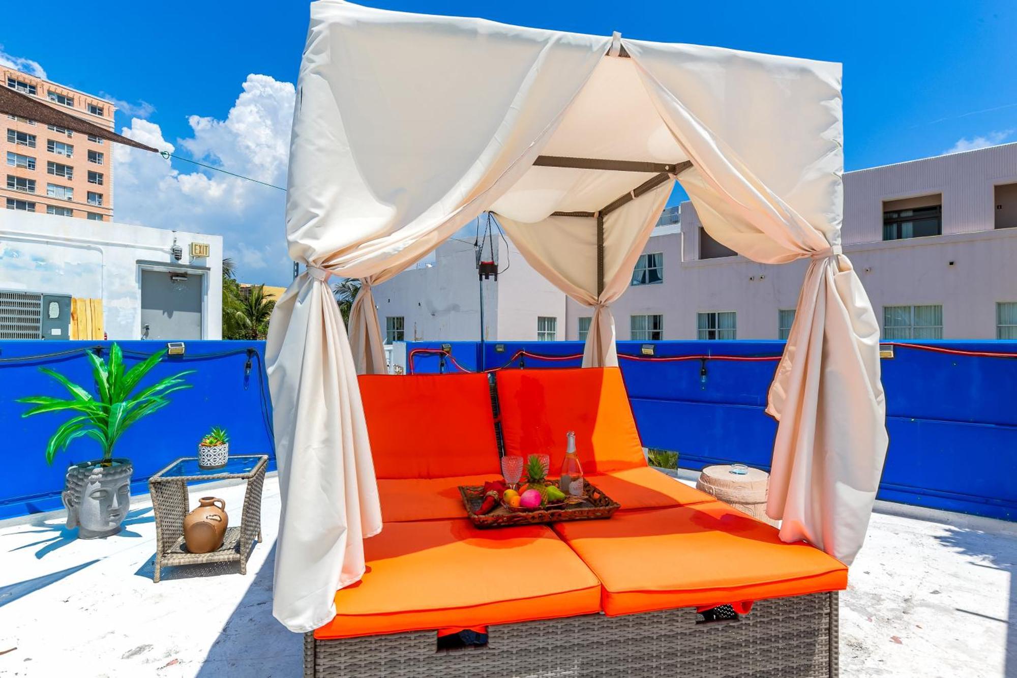 2bedroom 2bath Loft Exclusive Rooftop&jacuzzi,1block From Miami Beach