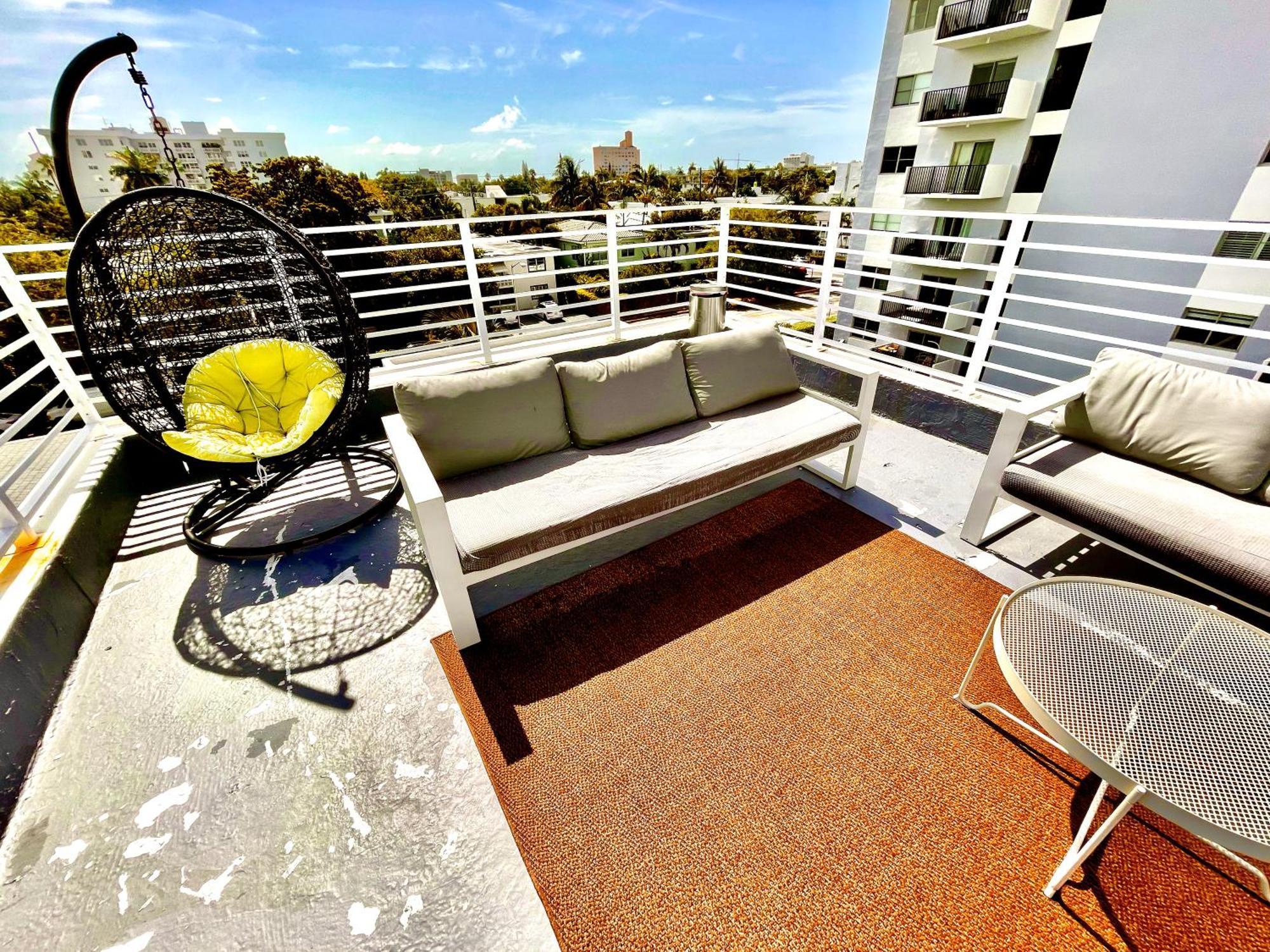 30 Guests Luxury South W Rooftop Apartment