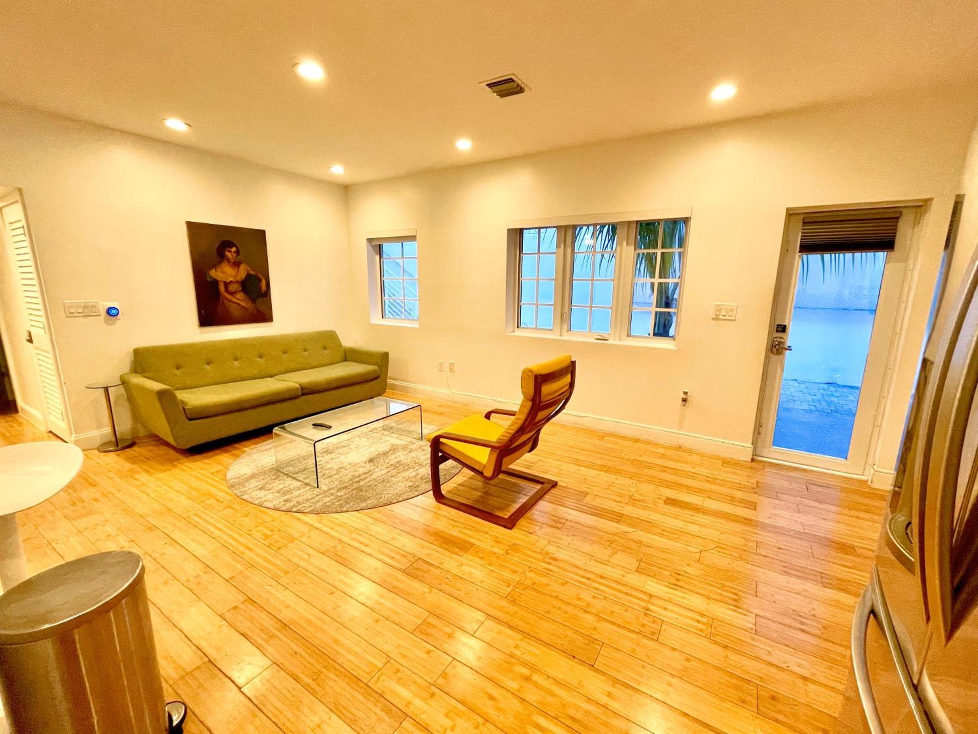 Apartment 20 Guests Luxurious South Miami Beach