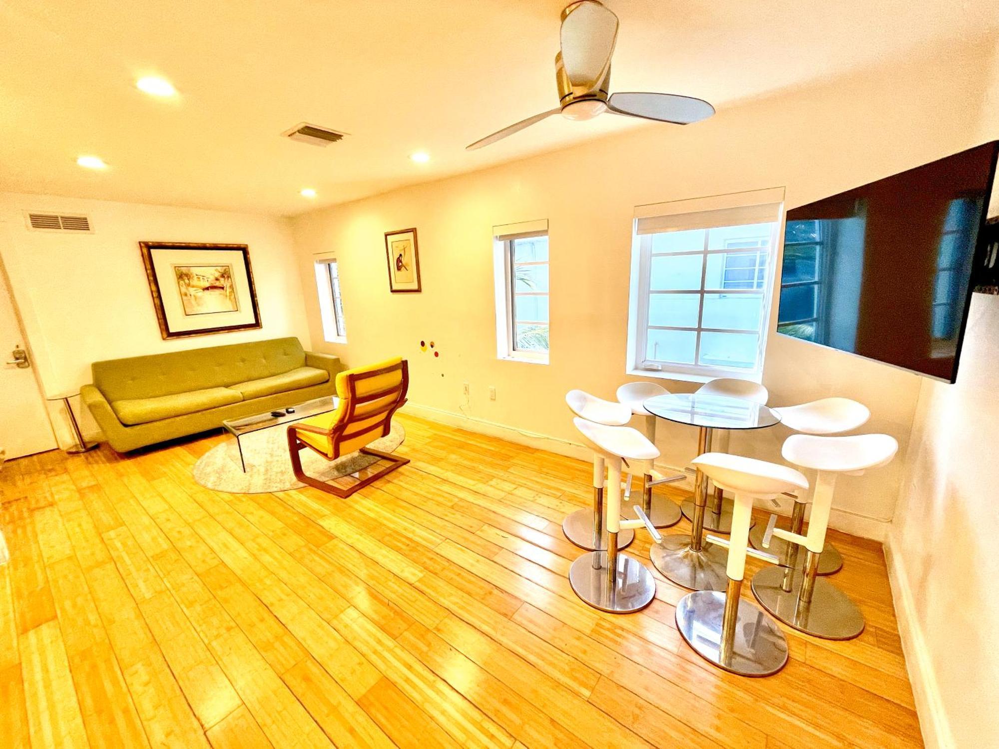 Apartment 12 Guests Luxurious South 2 Miami Beach