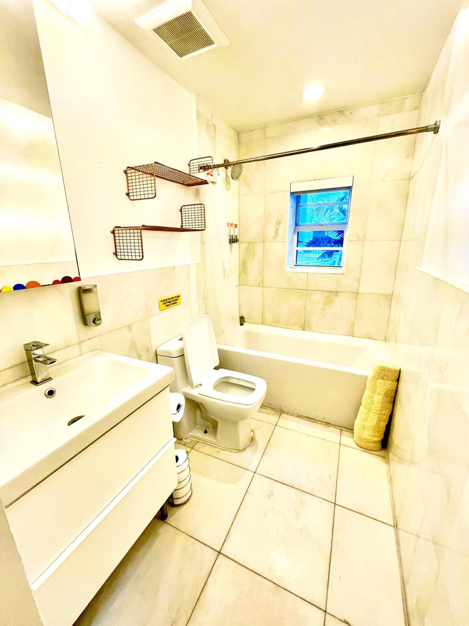 12 Guests Luxurious South 2 Miami Beach