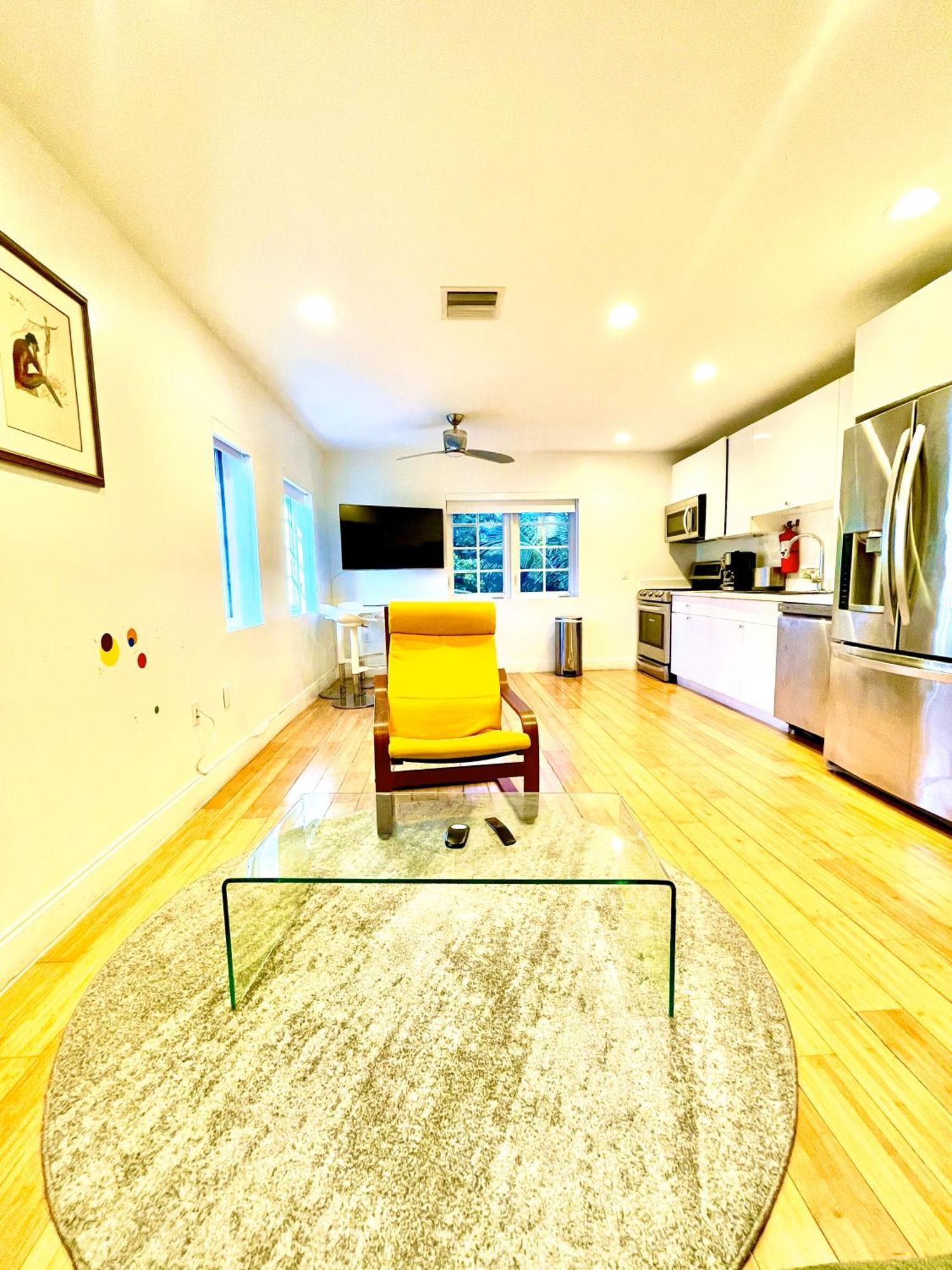12 Guests Luxurious South 2 * Miami Beach