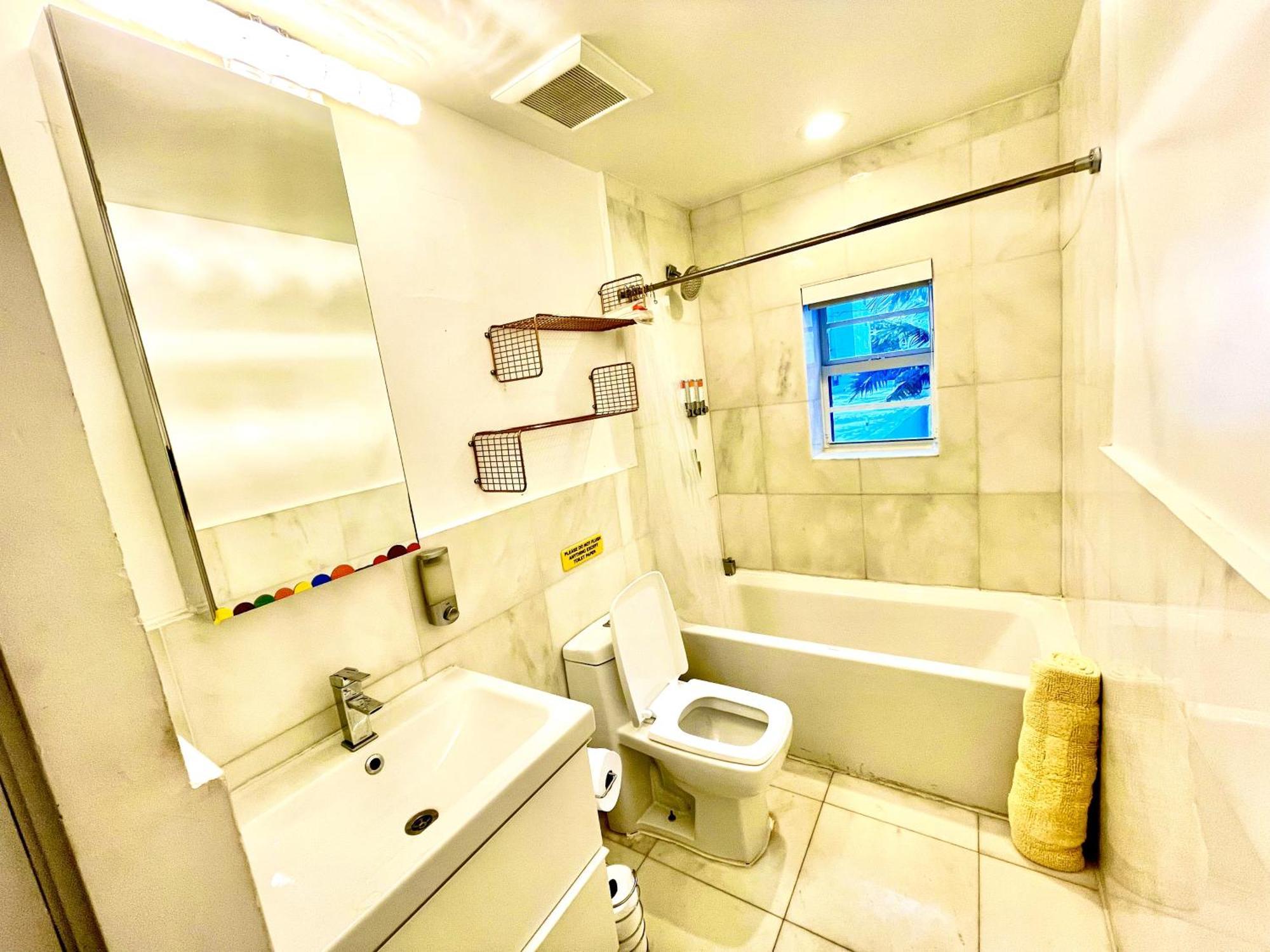Apartment 12 Guests Luxurious South 2 Miami Beach