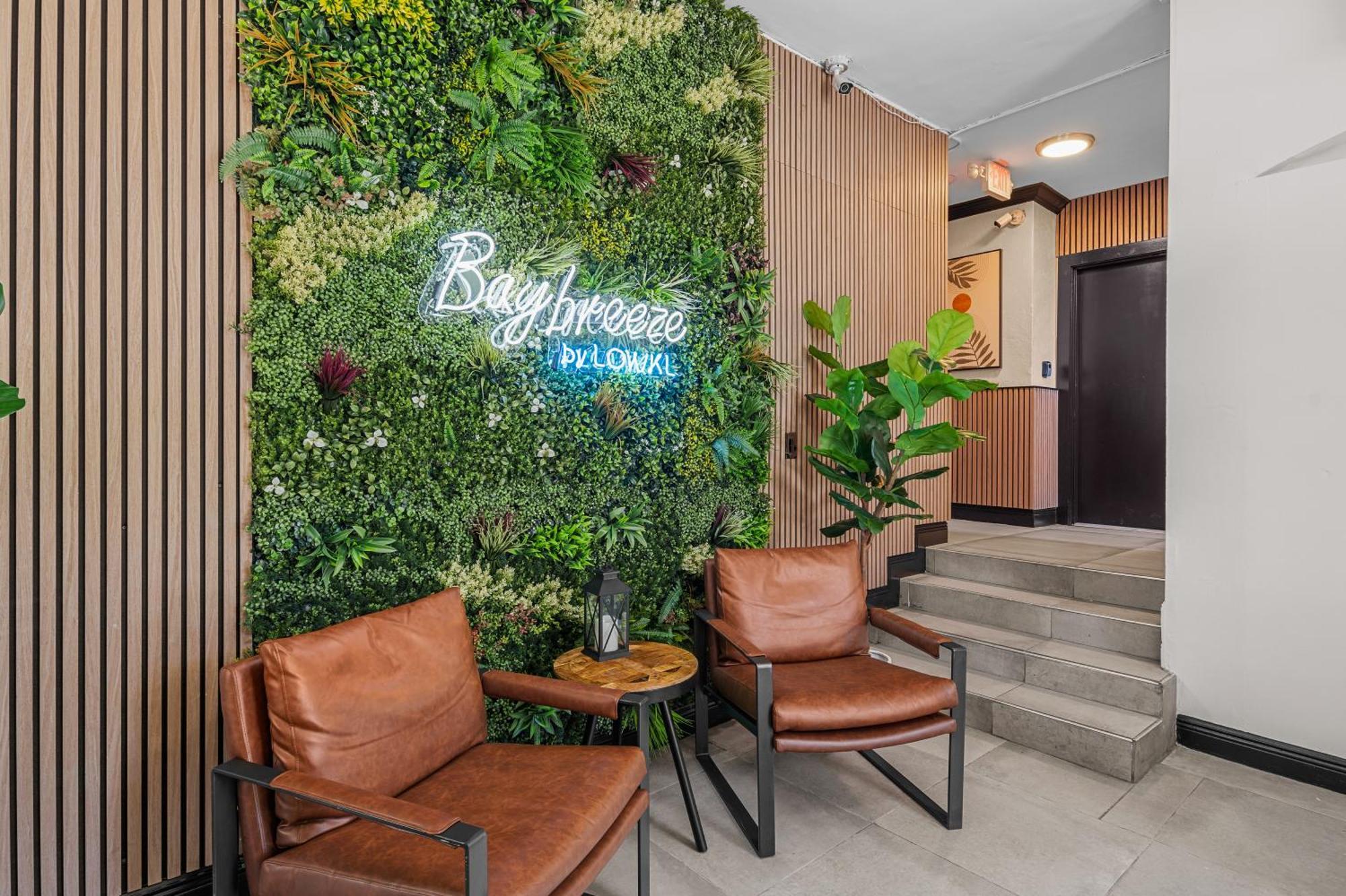Aparthotel Baybreeze By Lowkl Miami Beach
